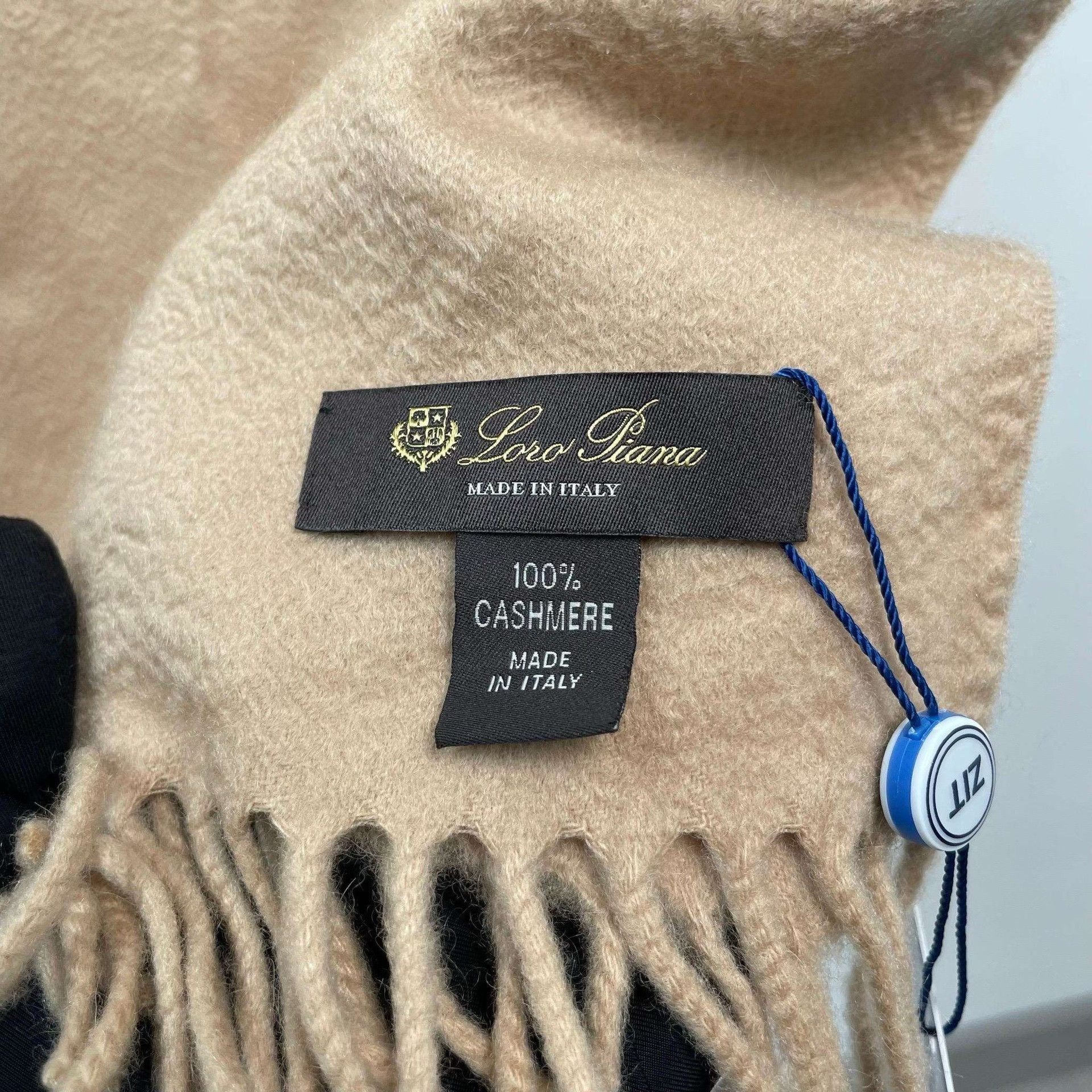 Loro Piana Loro Piana Khaki Tassel Badge Scarf Size ONE SIZE - 8 Thumbnail