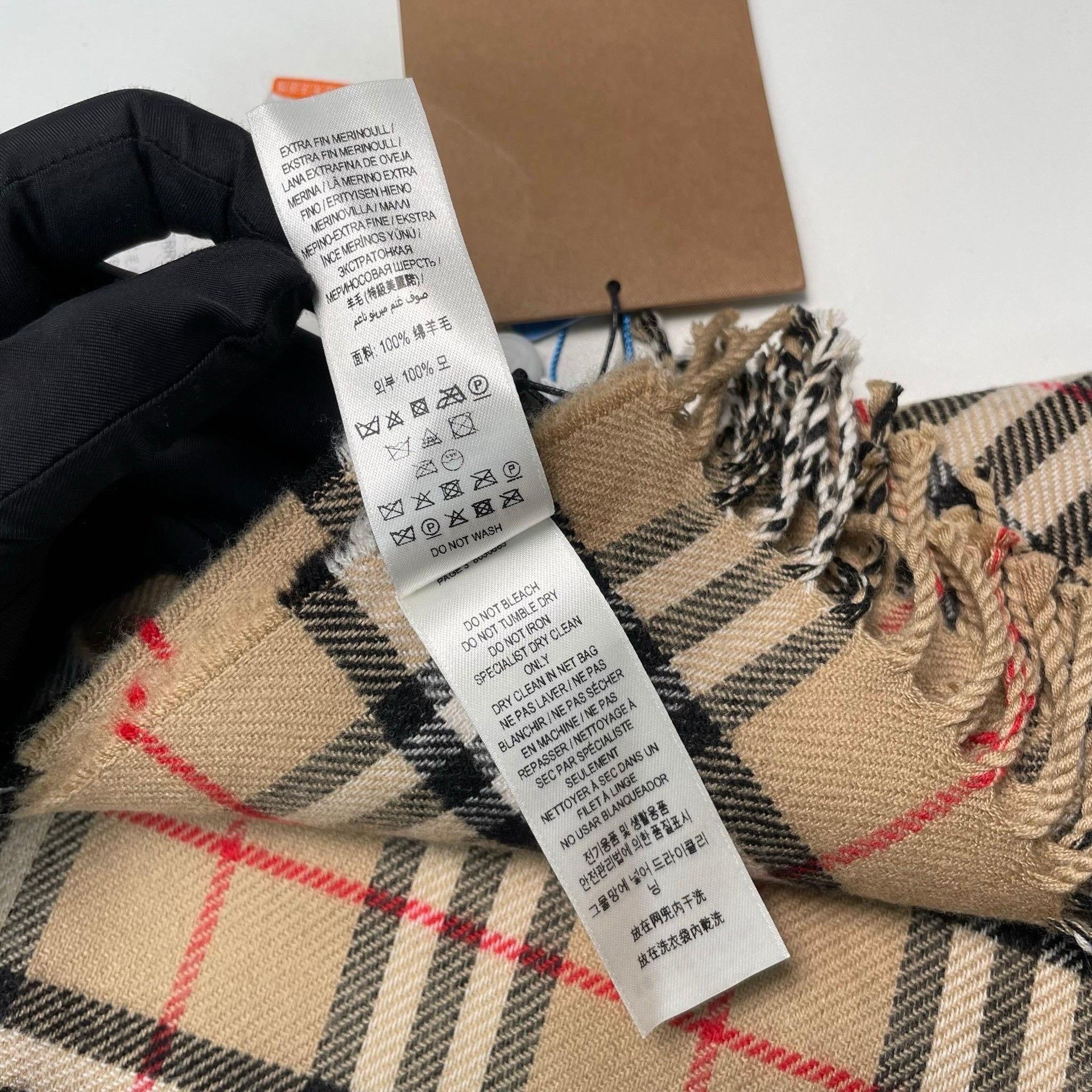Burberry Burberry Brown Classic Check Cashmere Scarf Size ONE SIZE - 7 Thumbnail