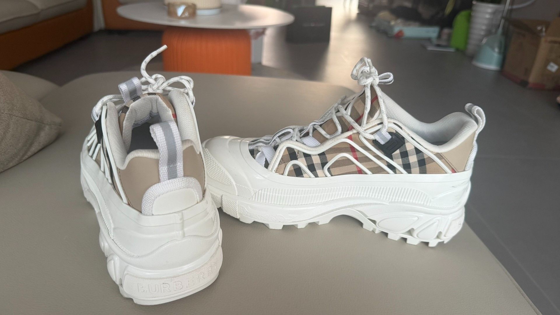 Burberry Burberry Check Pattern Dad Shoes Size US 7 / EU 40 - 2 Thumbnail