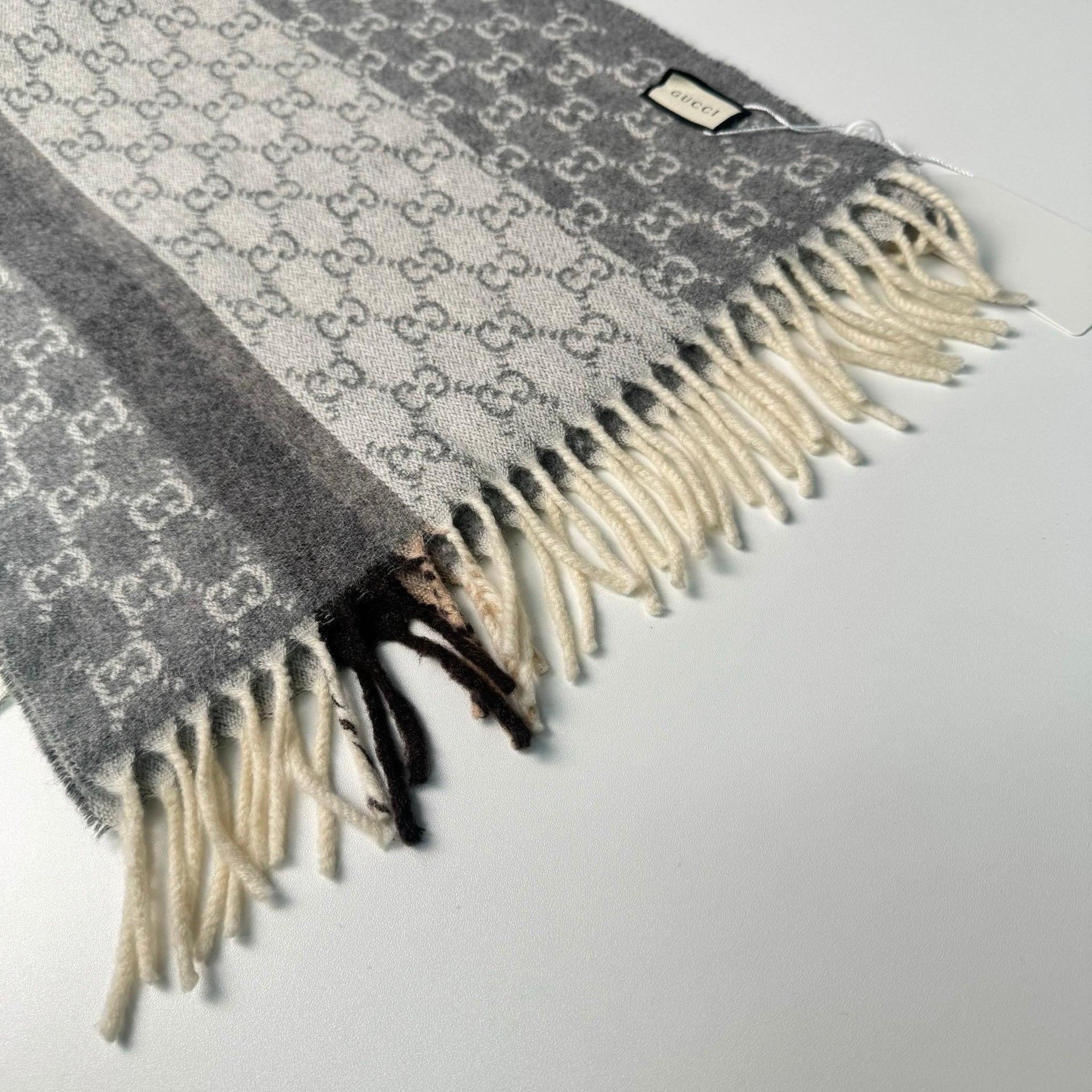 Gucci Gucci Gray Double G Jacquard Wool-Cashmere Scarf Size ONE SIZE - 3 Thumbnail