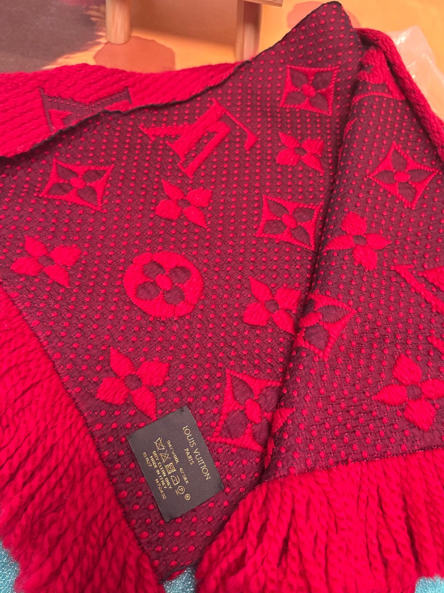 Louis Vuitton LV Logomania Red Wool Scarf Size ONE SIZE - 2 Thumbnail