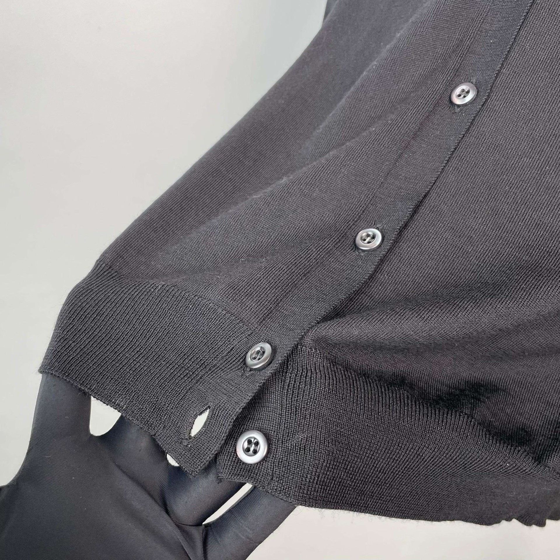 Prada Prada Black Thin Knitted Cardigan Size US S / EU 44-46 / 1 - 4 Thumbnail