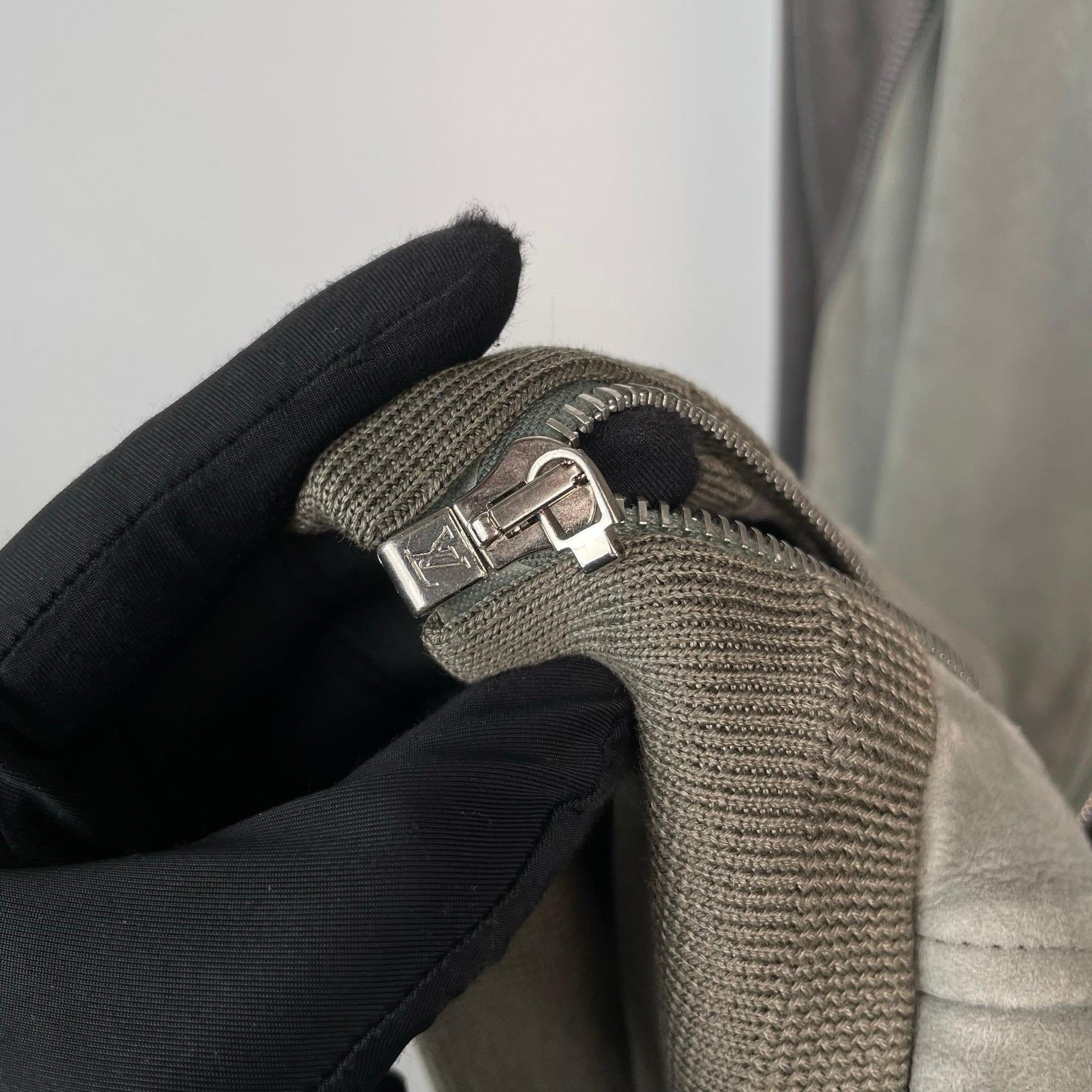 Louis Vuitton Louis Vuitton Gray-Green Wool Leather Zip Jacket Size US XXL / EU 58 / 5 - 5 Thumbnail