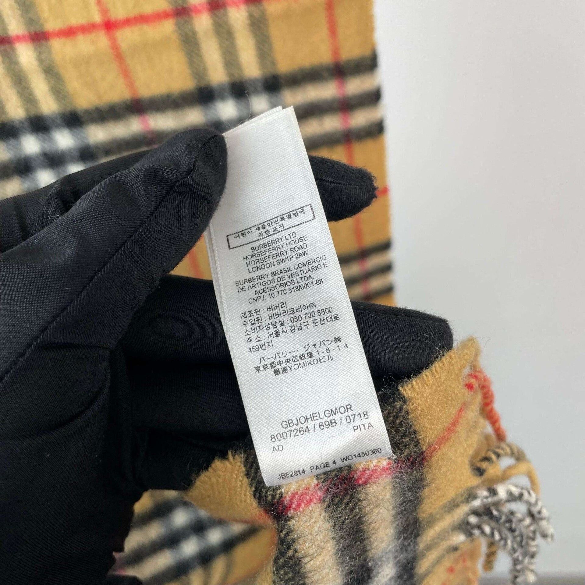 Burberry Burberry Plaid Tassel Scarf Size ONE SIZE - 9 Thumbnail