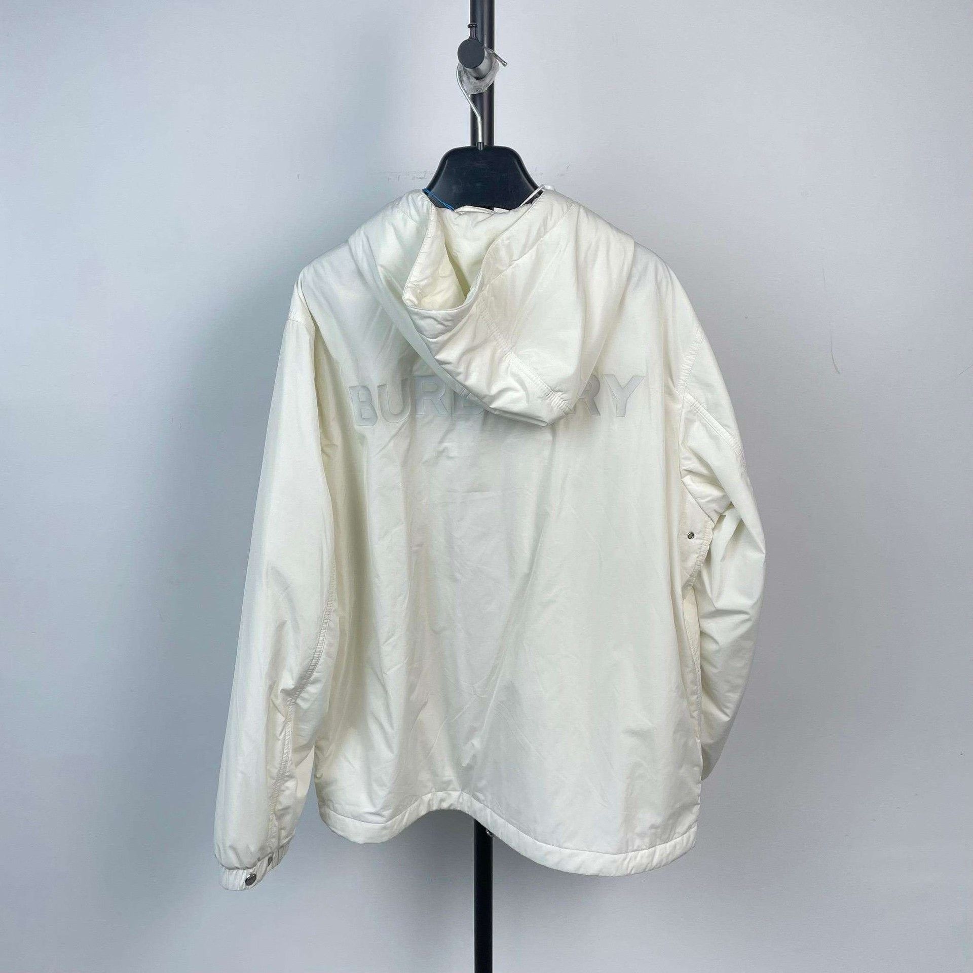 Burberry Burberry White Zip-Up Jacket with Large Logo Size US L / EU 52-54 / 3 - 2 Thumbnail