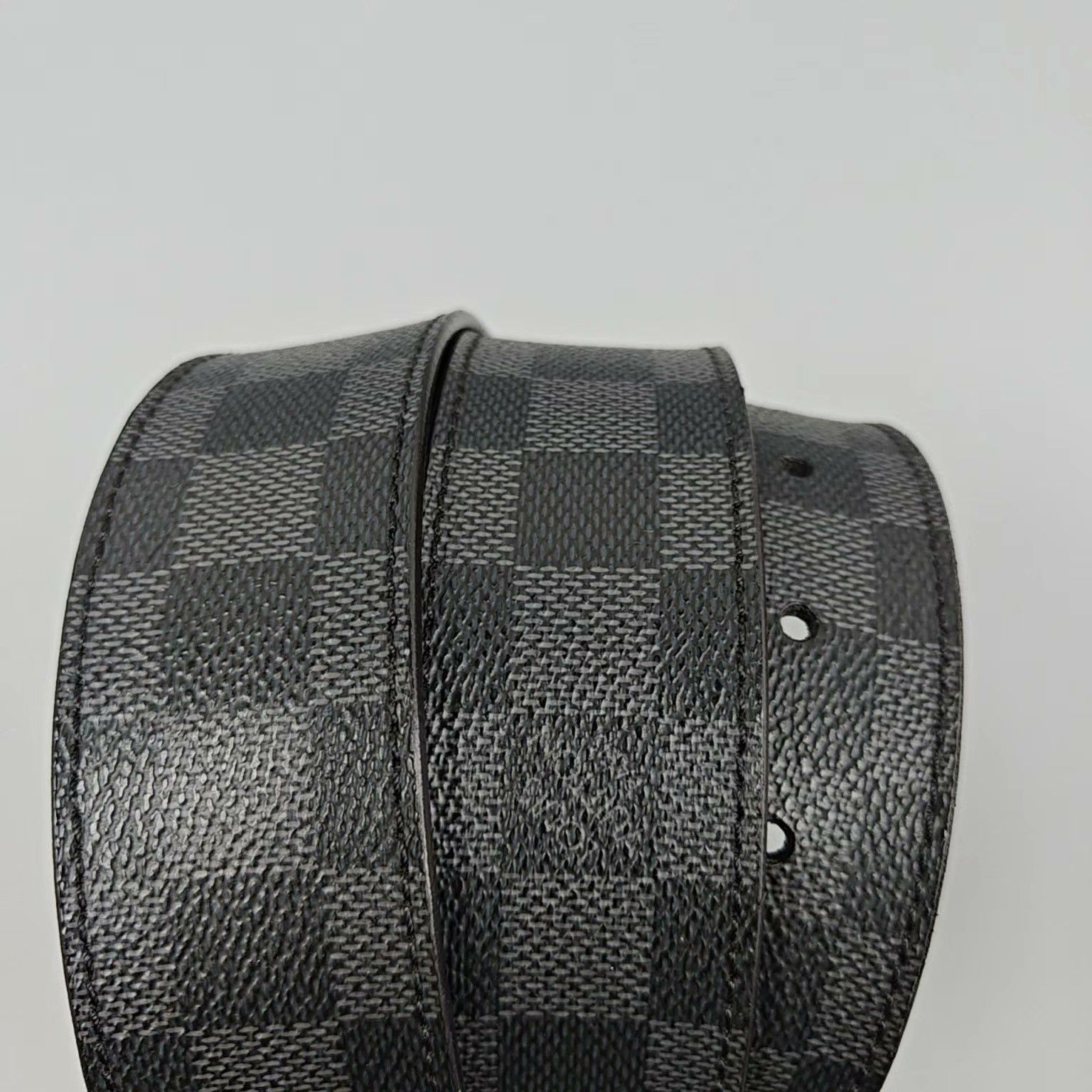 Louis Vuitton Louis Vuitton Initiales DAMOFLAGE Canvas Belt Size ONE SIZE - 5 Thumbnail