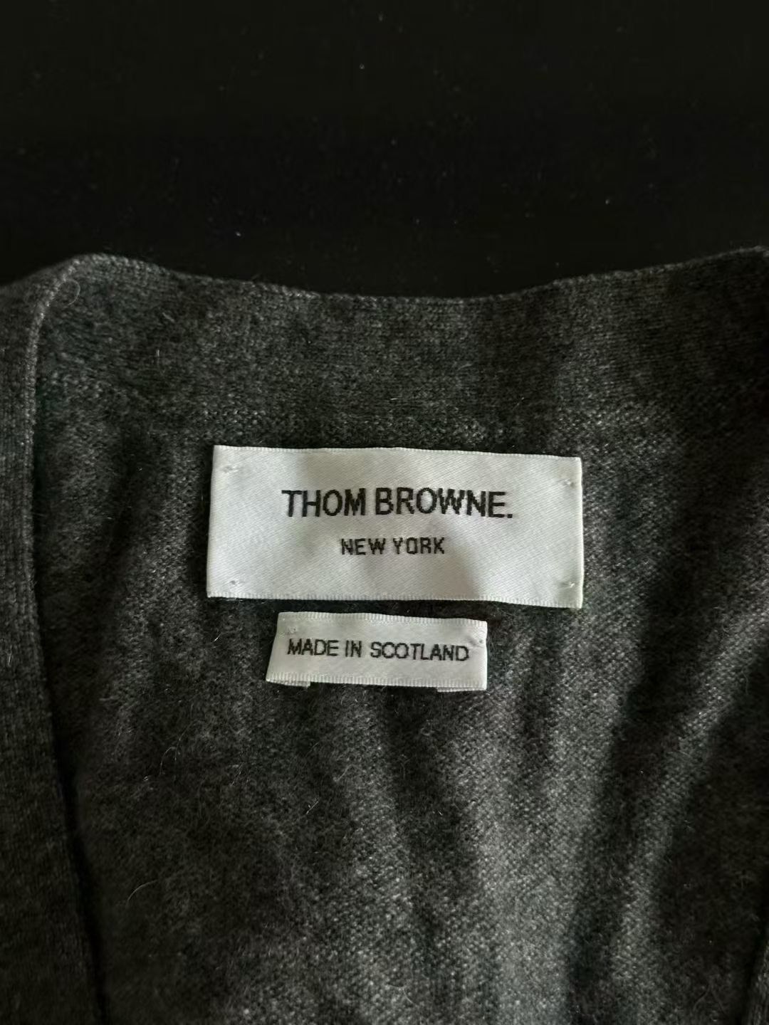 Thom Browne Thom Browne Gray Cashmere 4-Bar Cardigan Size US XL / EU 56 / 4 - 3 Thumbnail