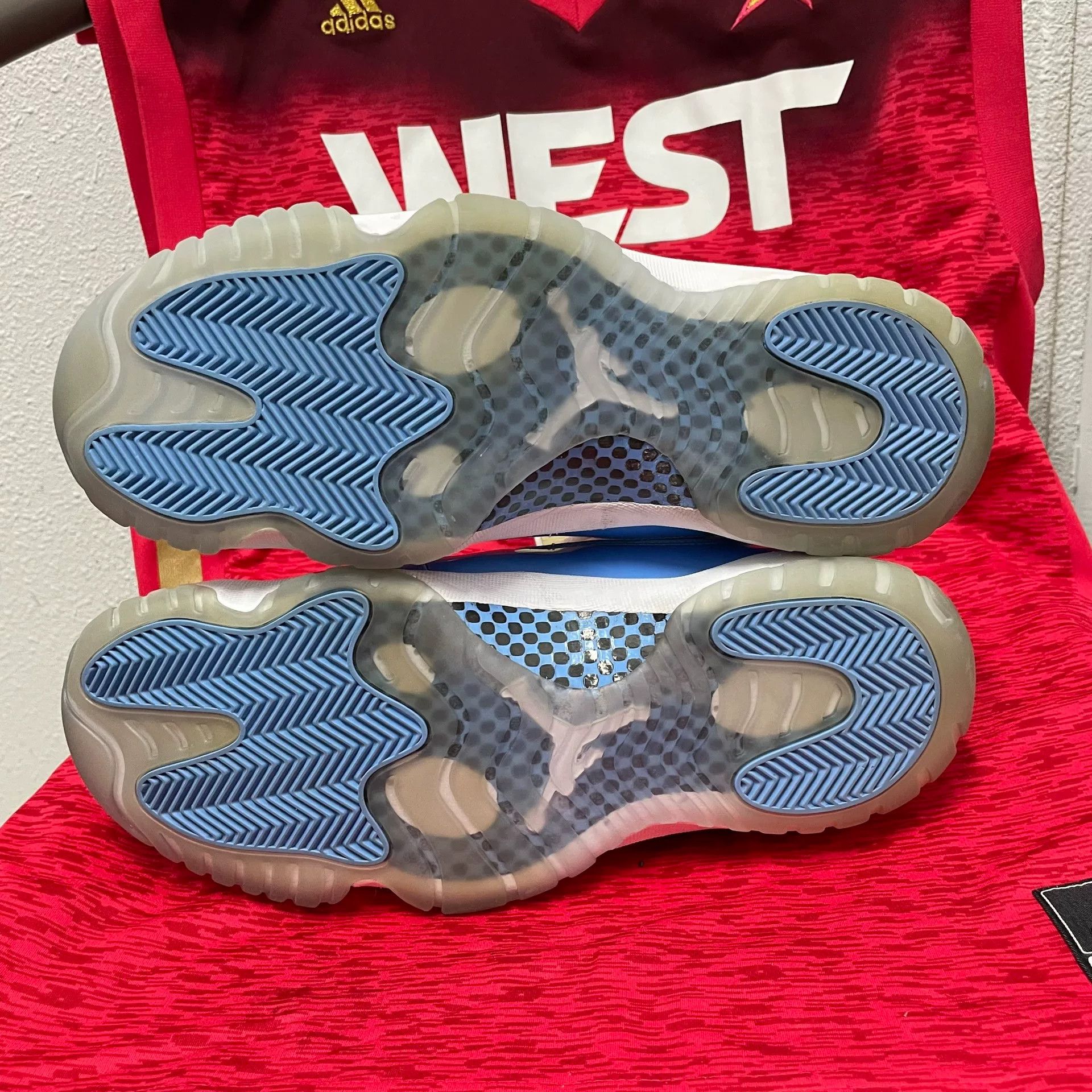 Jordan Brand Jordan Brand AIR JORDAN Blue Lowtop Sneakers 11.5 Men Size US 11.5 / EU 44-45 - 8 Thumbnail