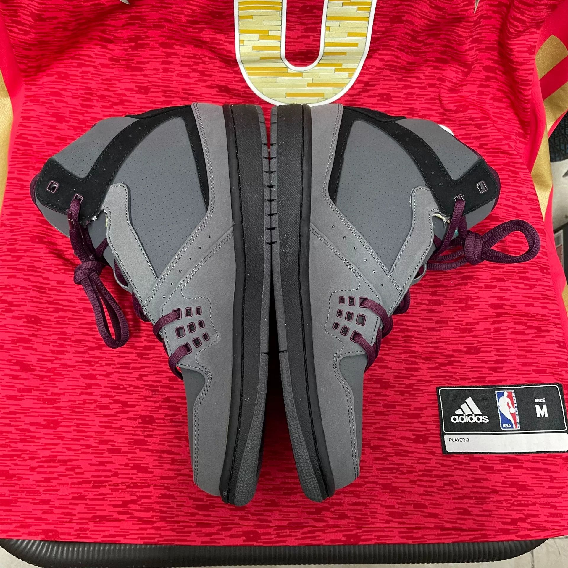 Jordan Brand Jordan Brand AIR JORDAN Gray Lowtop Sneakers 9.5 Men Size US 9.5 / EU 42-43 - 4 Thumbnail