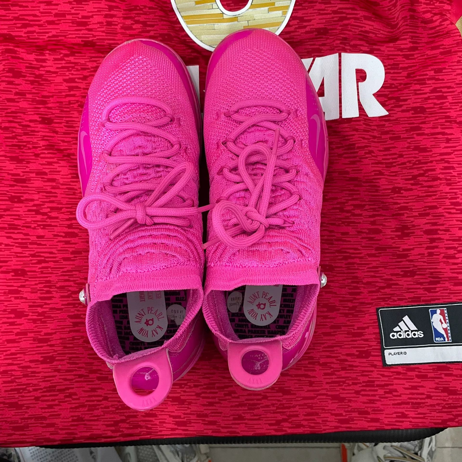 Nike Nike KD Pink Lowtop Sneakers 8 Men Size US 8 / EU 41 - 7 Thumbnail