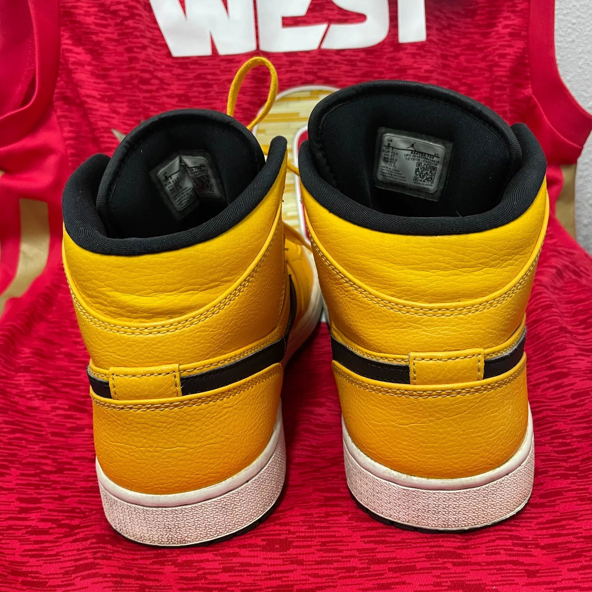 Jordan Brand Jordan Brand AIR JORDAN Yellow Lowtop Sneakers 9.5 Men Size US 9.5 / EU 42-43 - 6 Thumbnail