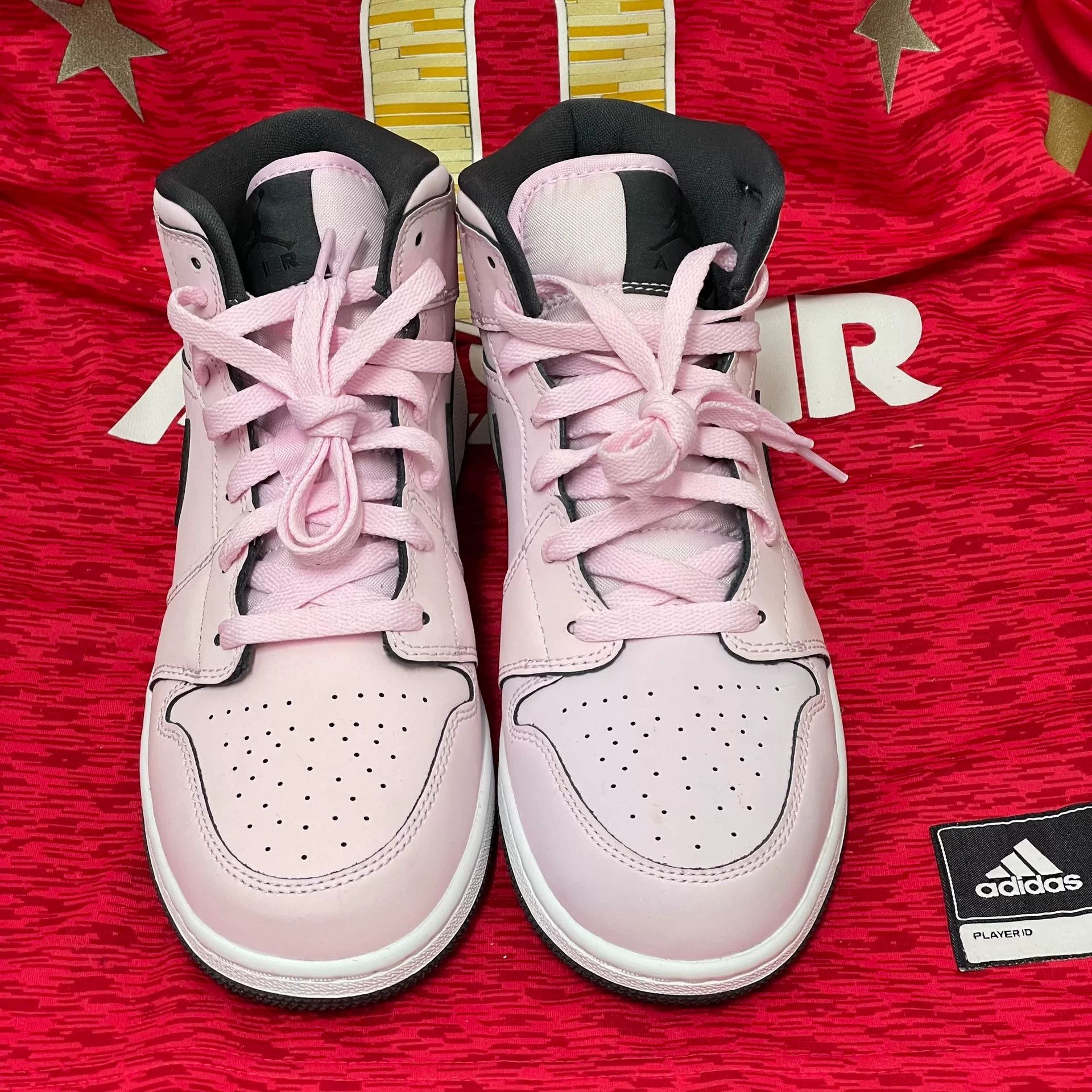 Jordan Brand Jordan Brand AIR JORDAN Pink Lowtop Sneakers 7 Men Size US 7 / EU 40 - 2 Thumbnail