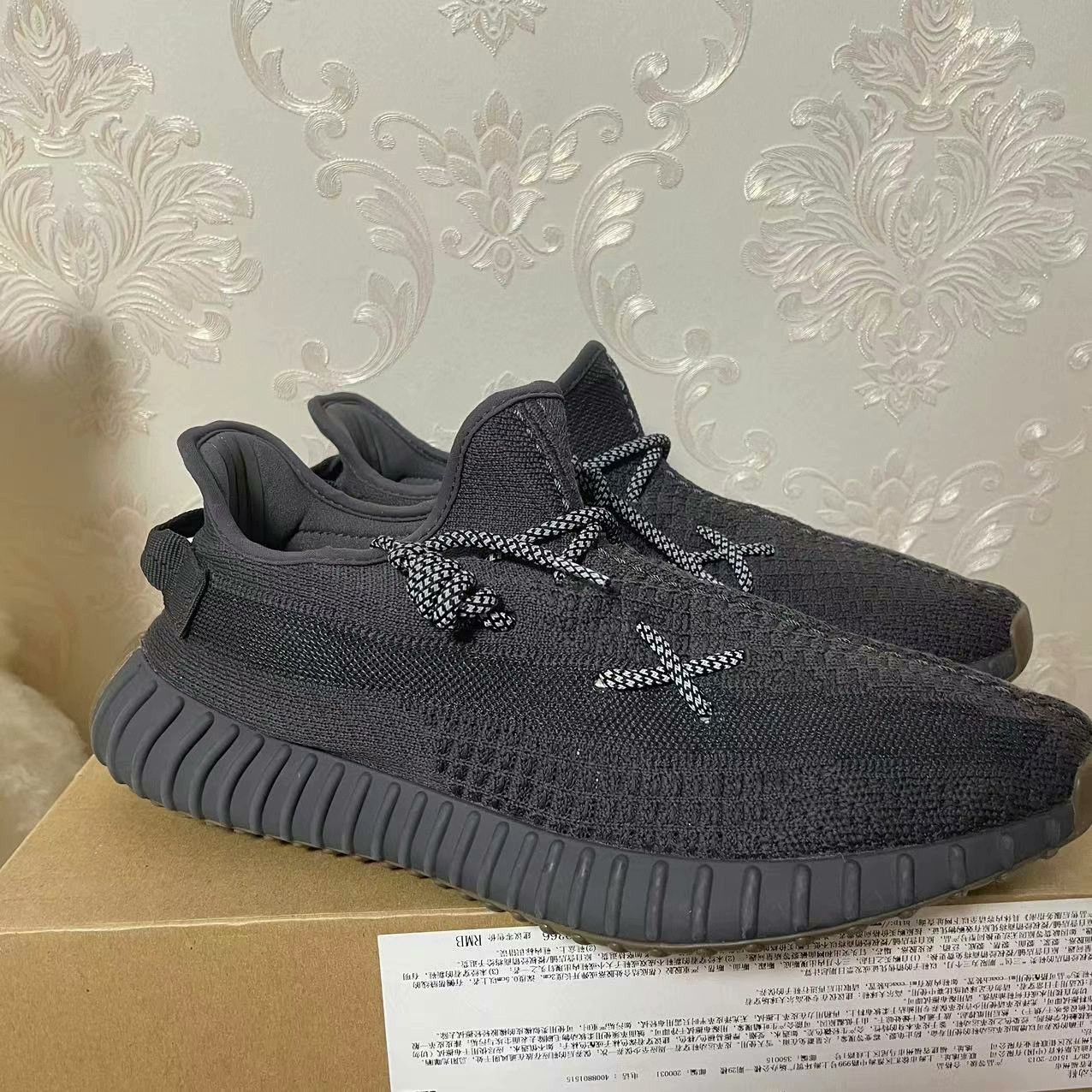Adidas Adidas YEEZY Black Lowtop Sneakers 11 Men Size US 11 / EU 44 - 3 Thumbnail