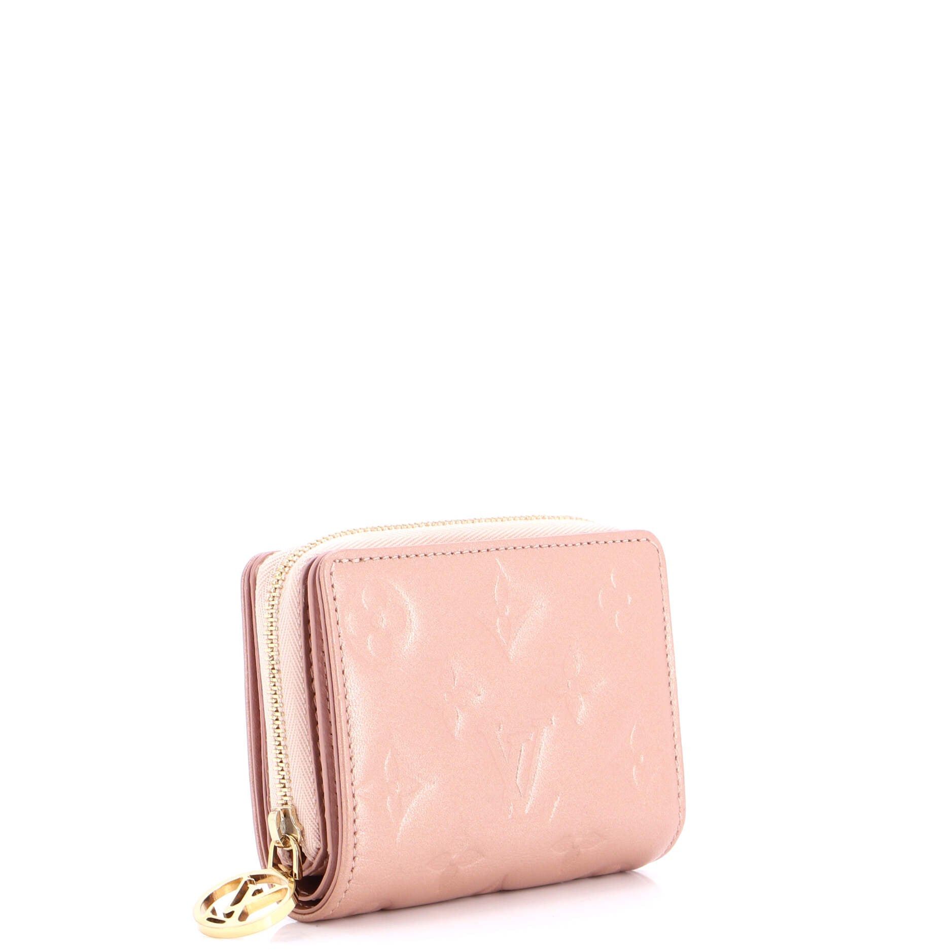 Louis Vuitton Coussin Lou Wallet Size ONE SIZE - 2 Thumbnail