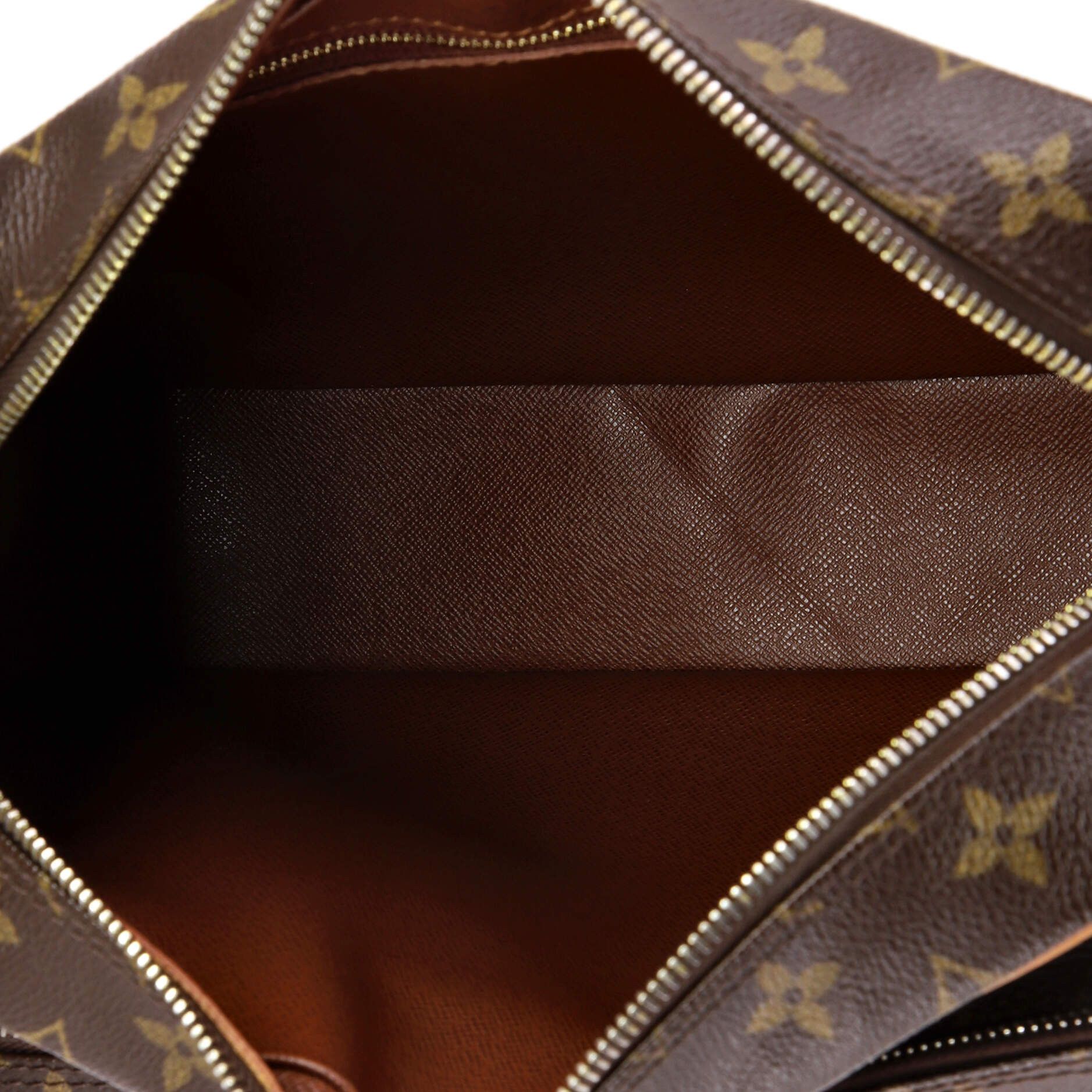 Louis Vuitton Nil Messenger Bag Size ONE SIZE - 5 Thumbnail
