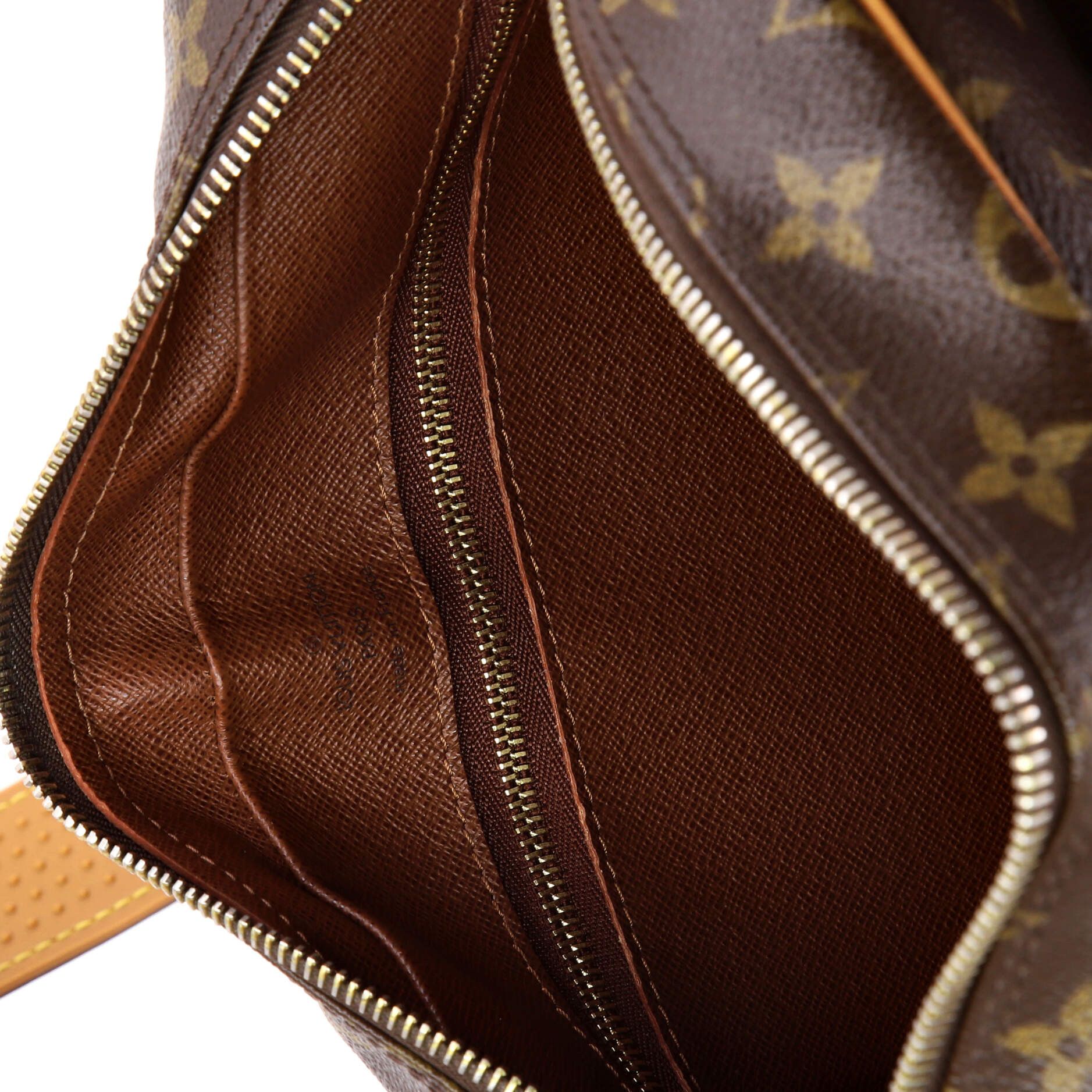Louis Vuitton Nil Messenger Bag Size ONE SIZE - 7 Thumbnail
