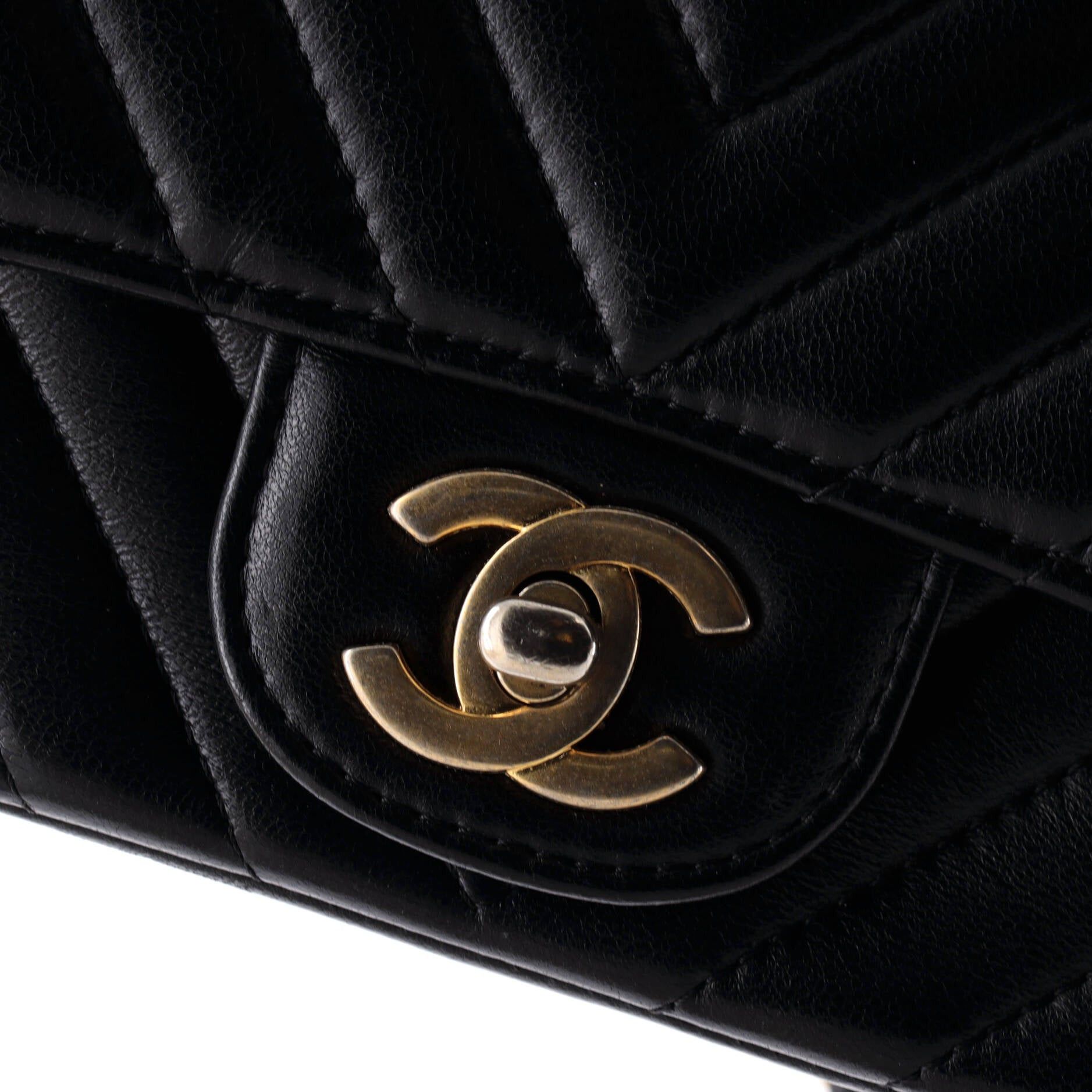 Chanel Square Classic Single Flap Bag Size ONE SIZE - 6 Thumbnail