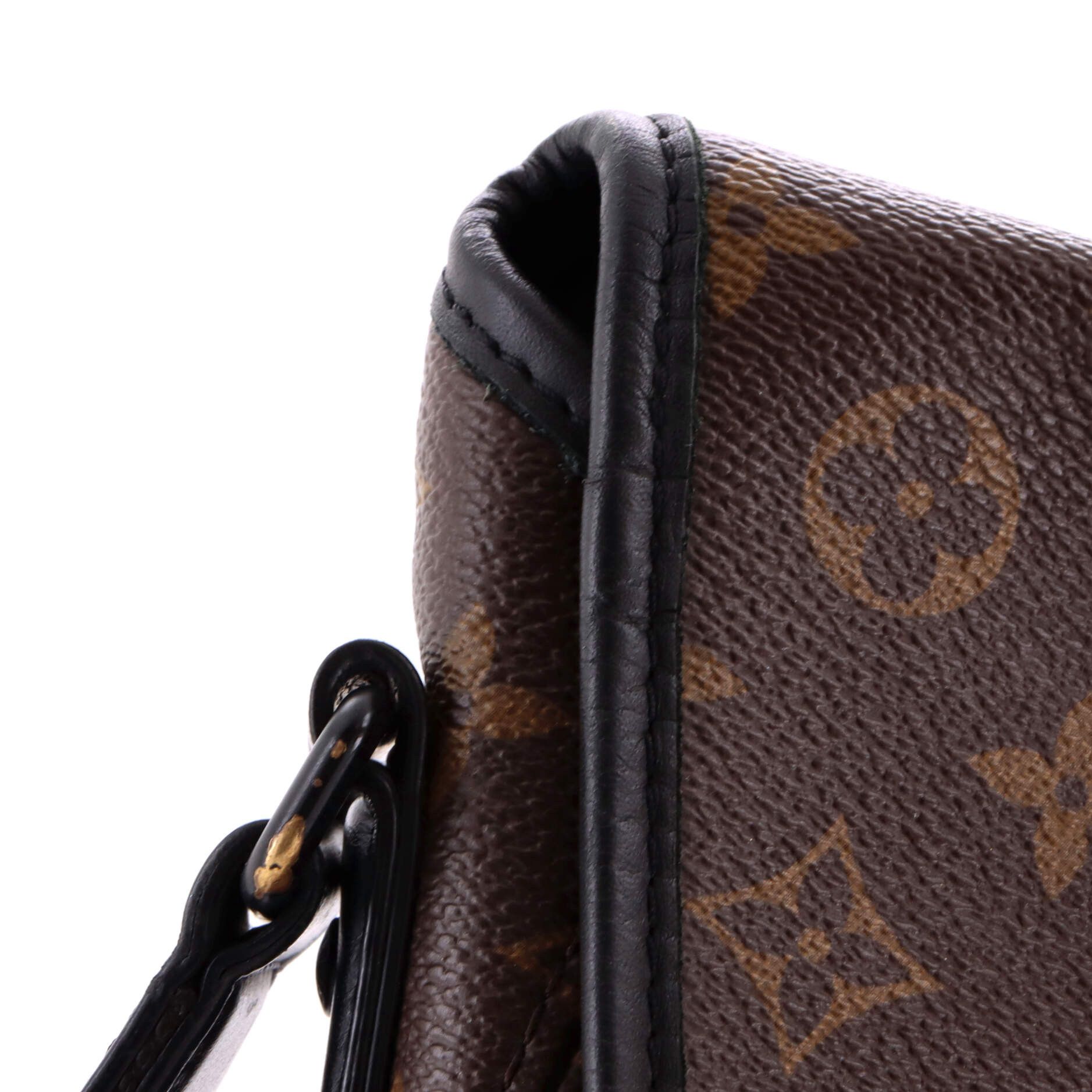 Louis Vuitton Magnetic Messenger Bag Size ONE SIZE - 6 Thumbnail