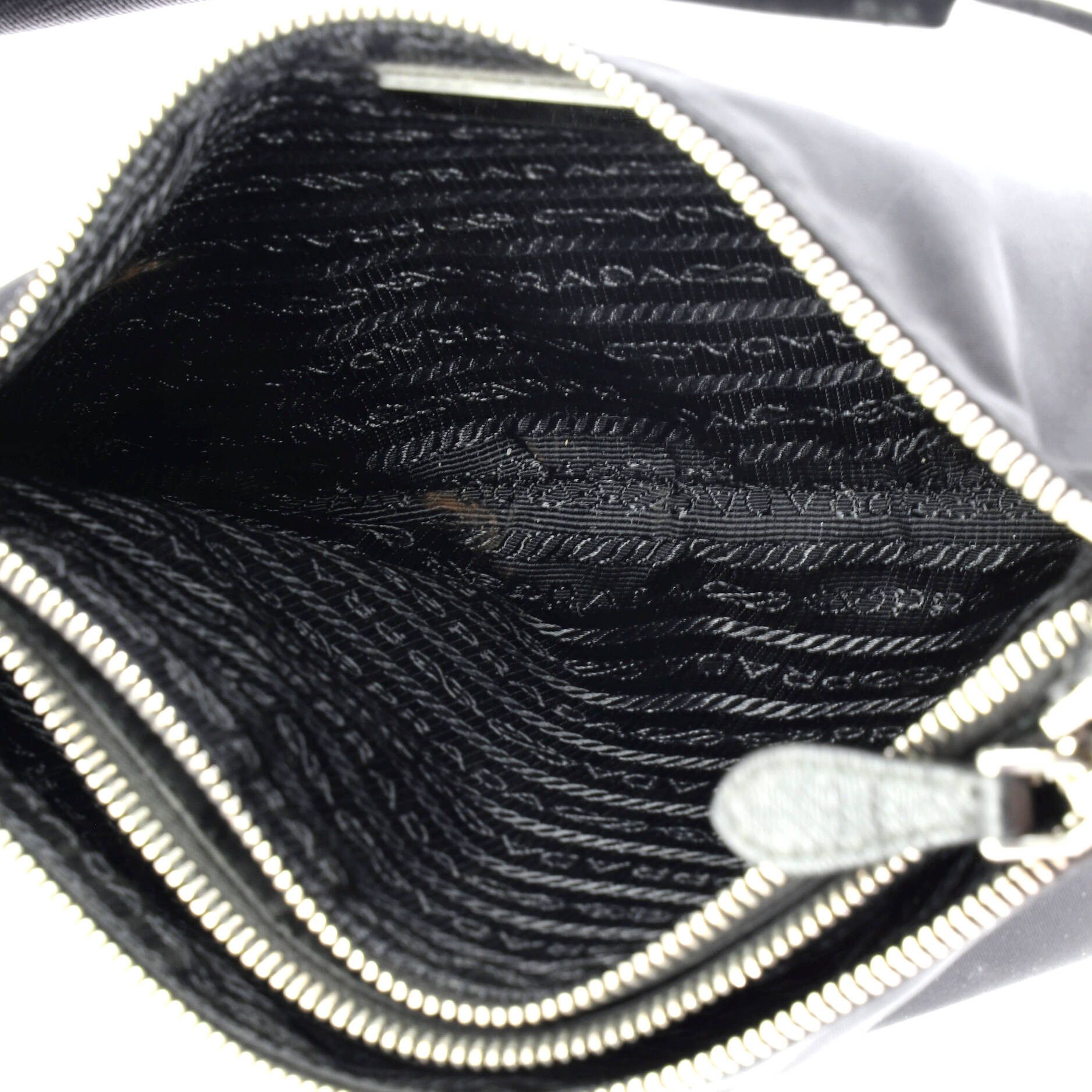 Prada Re-Edition 2000 Double Zip Shoulder Bag Size ONE SIZE - 5 Thumbnail
