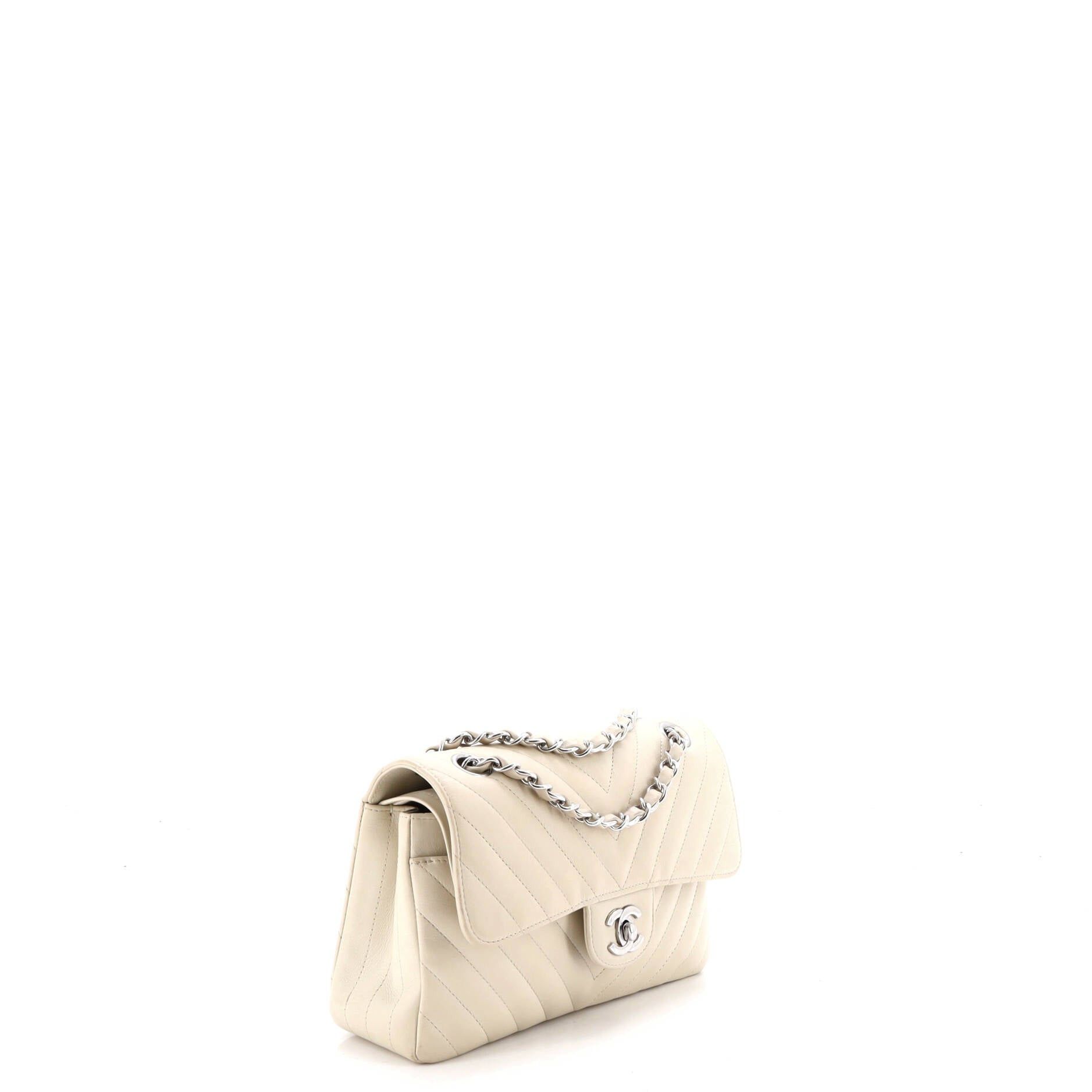 Chanel Classic Double Flap Bag Size ONE SIZE - 2 Thumbnail