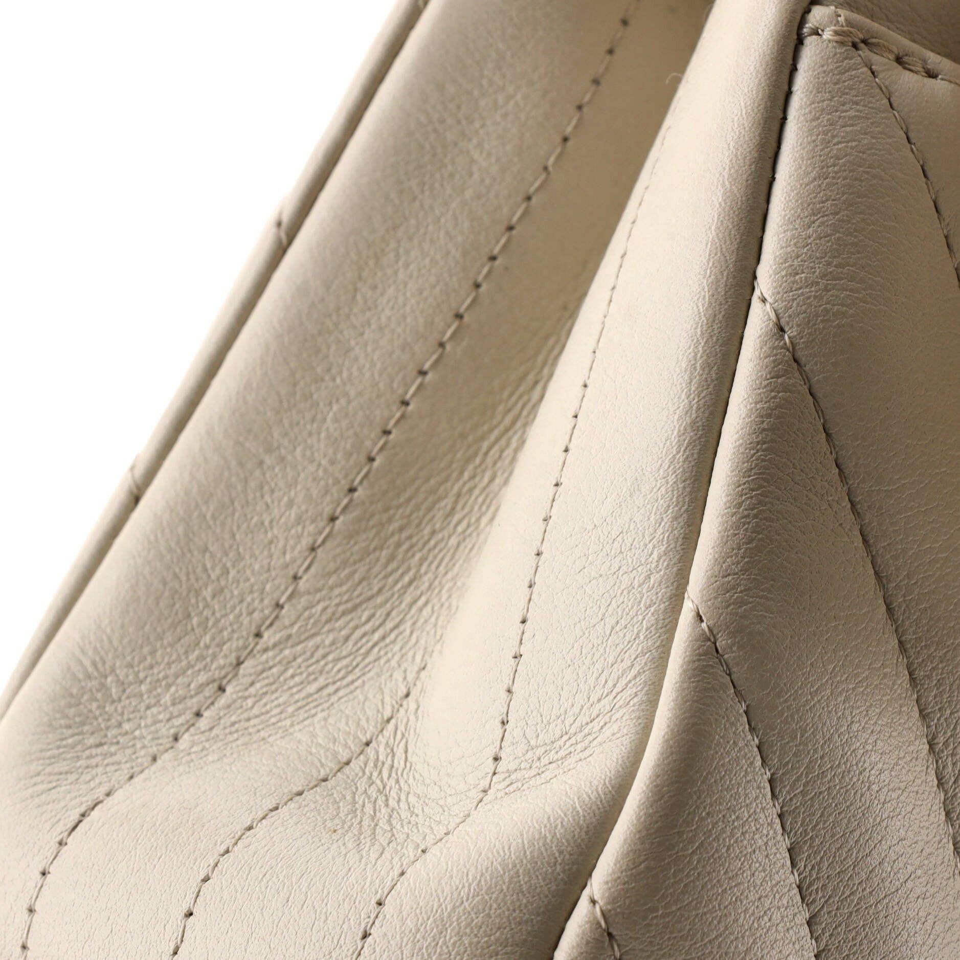 Chanel Classic Double Flap Bag Size ONE SIZE - 6 Thumbnail
