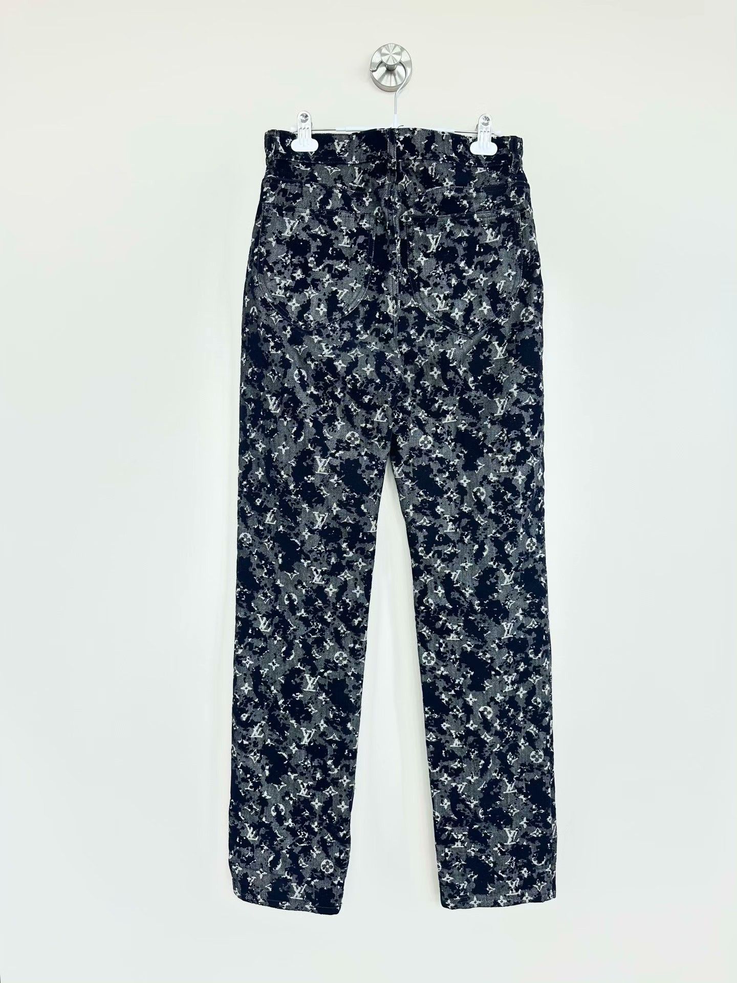 Louis Vuitton Louis Vuitton Monogram Denim Pants Size 29 Size US 29 - 2 Thumbnail