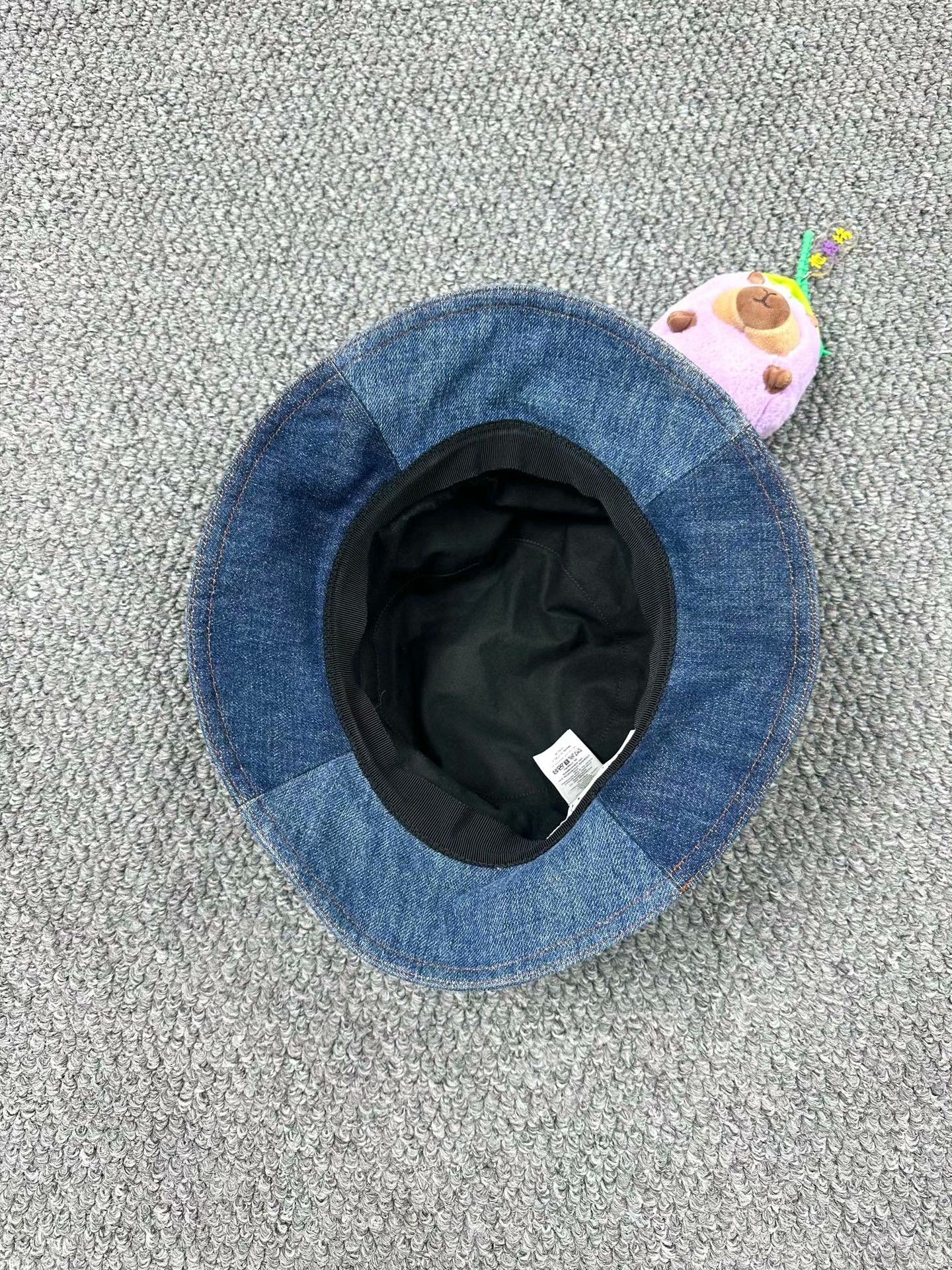 Dior Dior Blue Embroidered Logo Denim Bucket Hat Size ONE SIZE - 3 Thumbnail