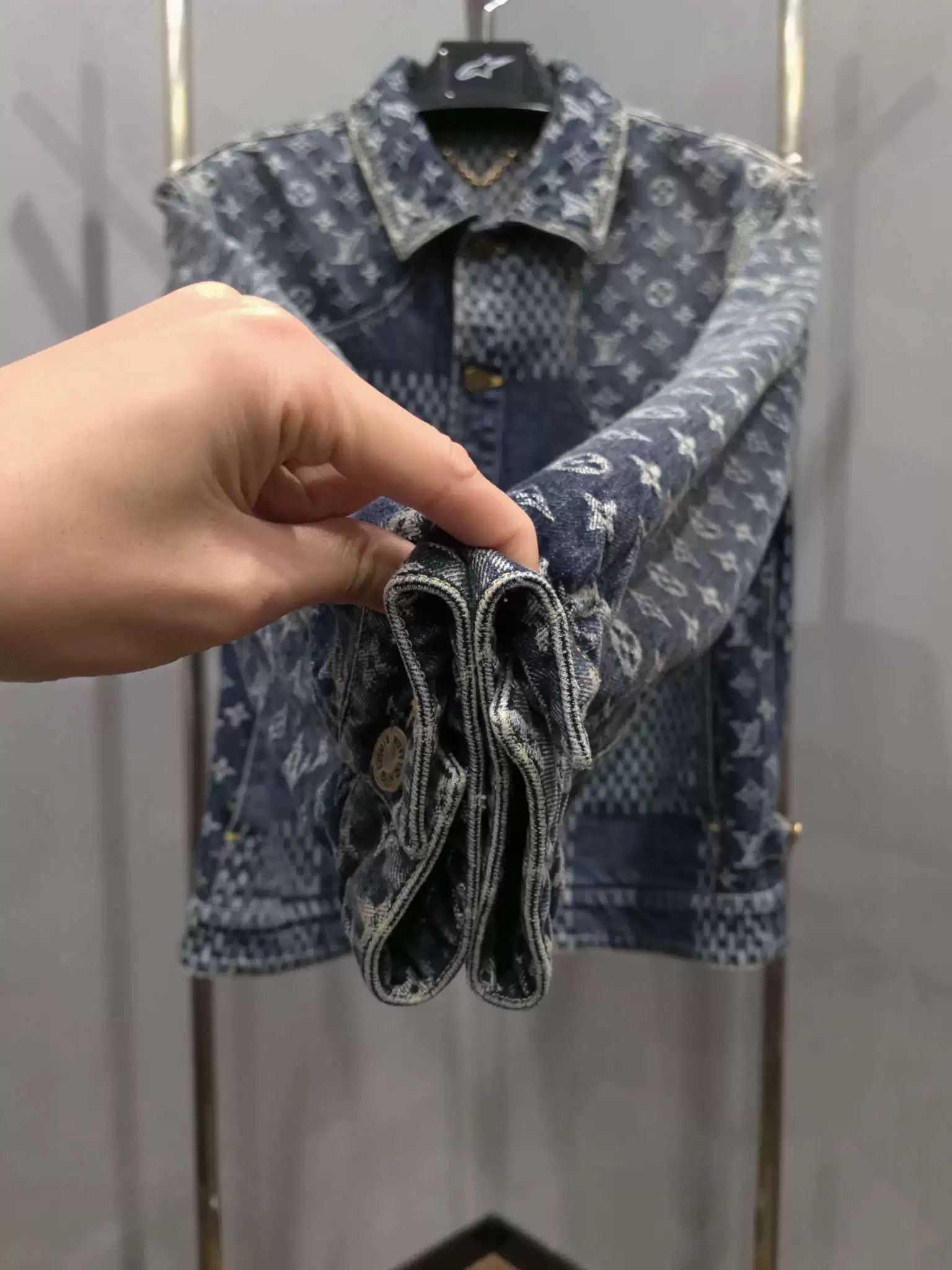 Louis Vuitton Louis Vuitton Nigo Blue Monogram Denim Jacket Size US M / EU 48-50 / 2 - 4 Thumbnail