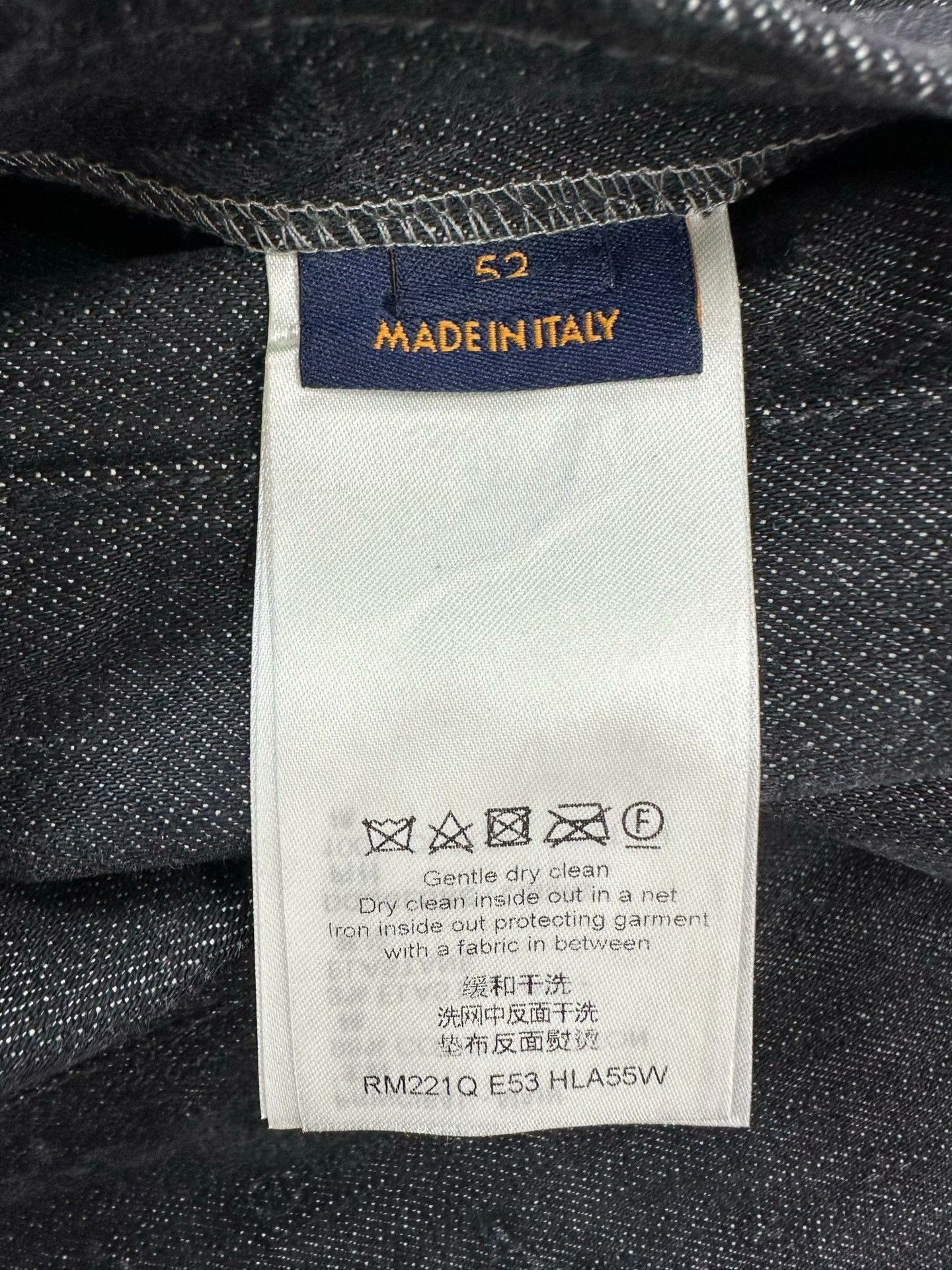 Louis Vuitton Louis Vuitton Logo Denim Jacket Size 52 Size US L / EU 52-54 / 3 - 4 Thumbnail