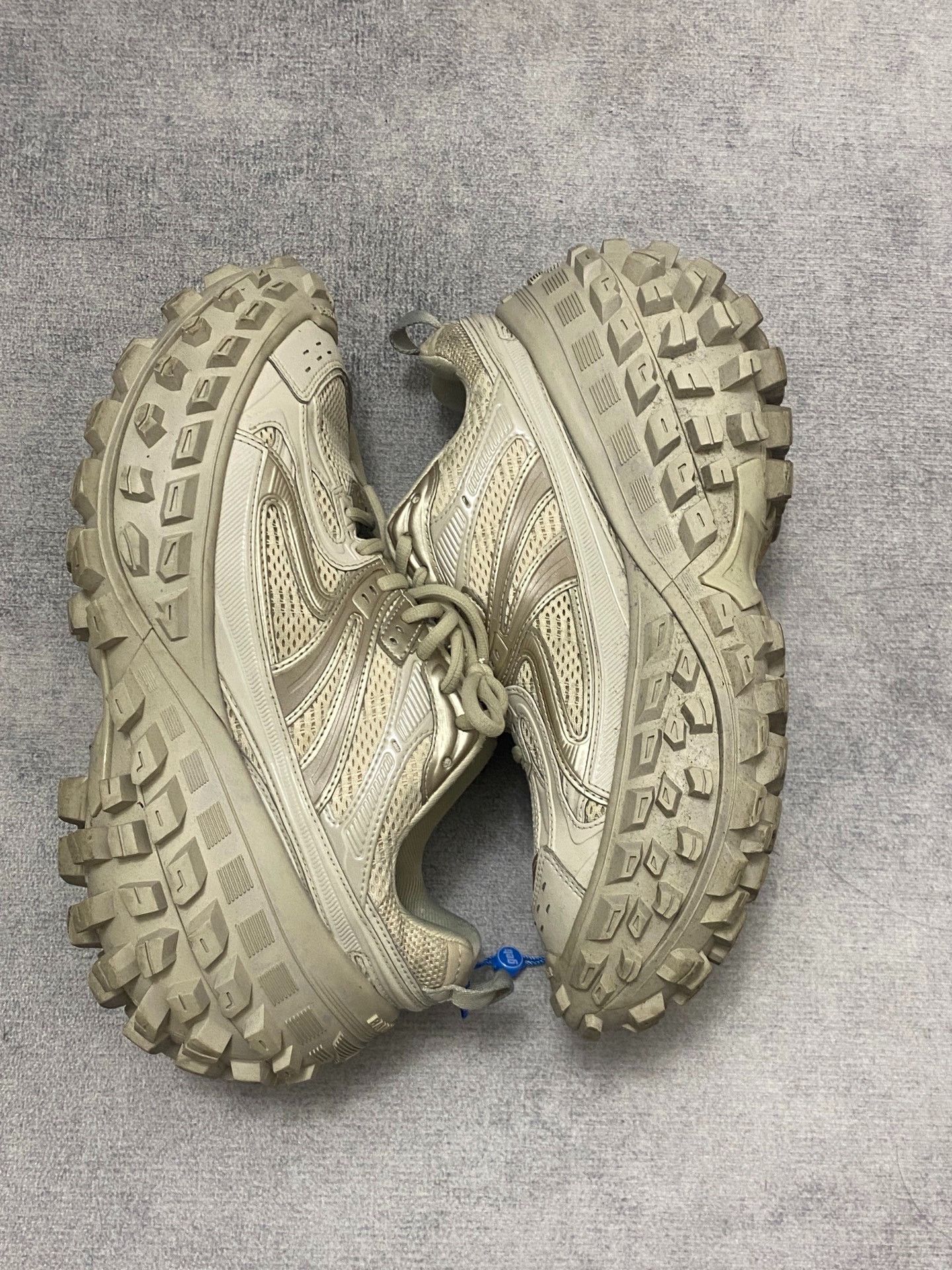 Balenciaga Balenciaga Beige Chunky Sole Sneakers 40 Size US 7 / EU 40 - 6 Thumbnail