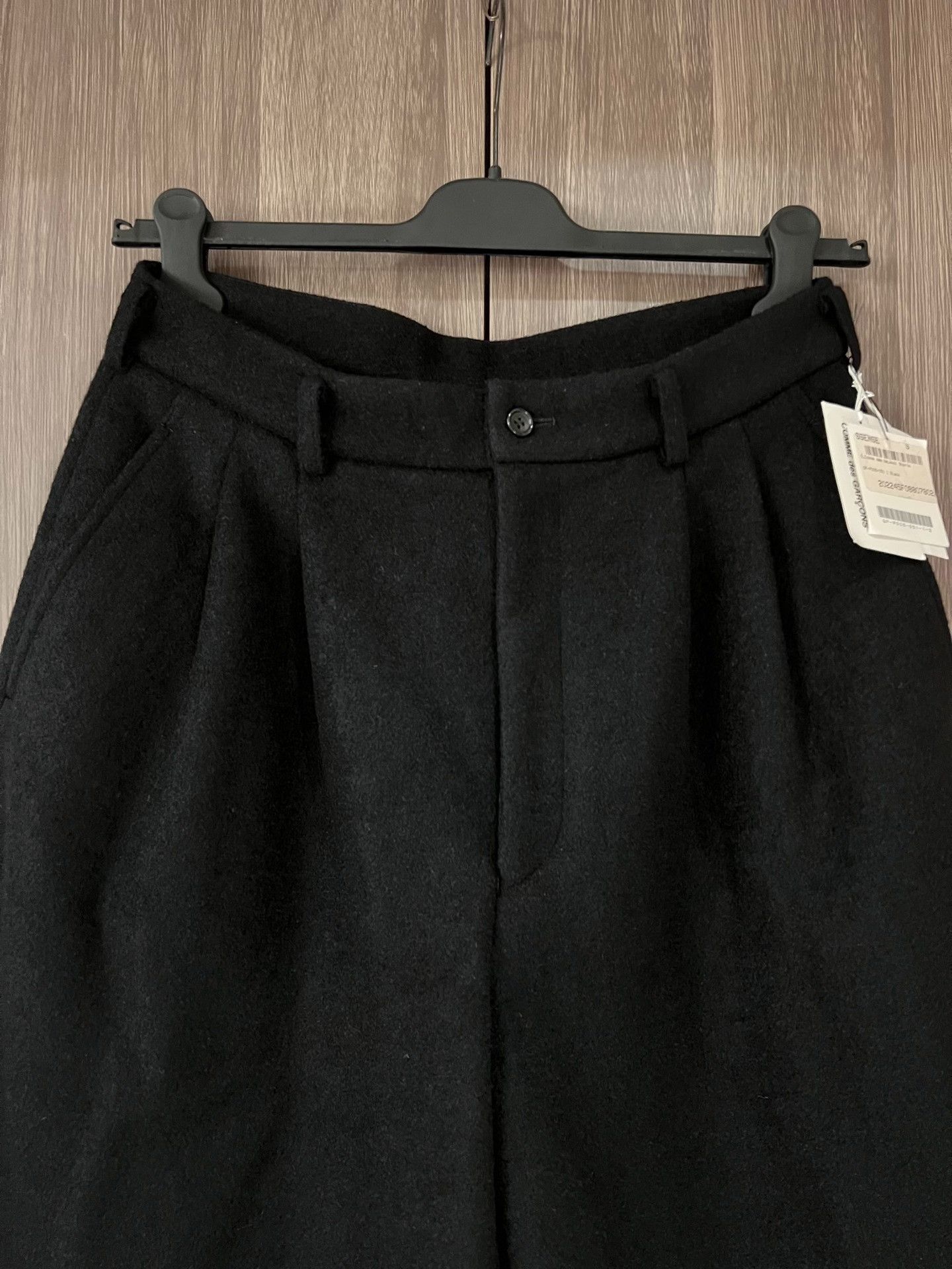 Comme des Garcons Comme des Garçons Wool Loose Tailored Shorts Size US 32 / EU 48 - 2 Thumbnail