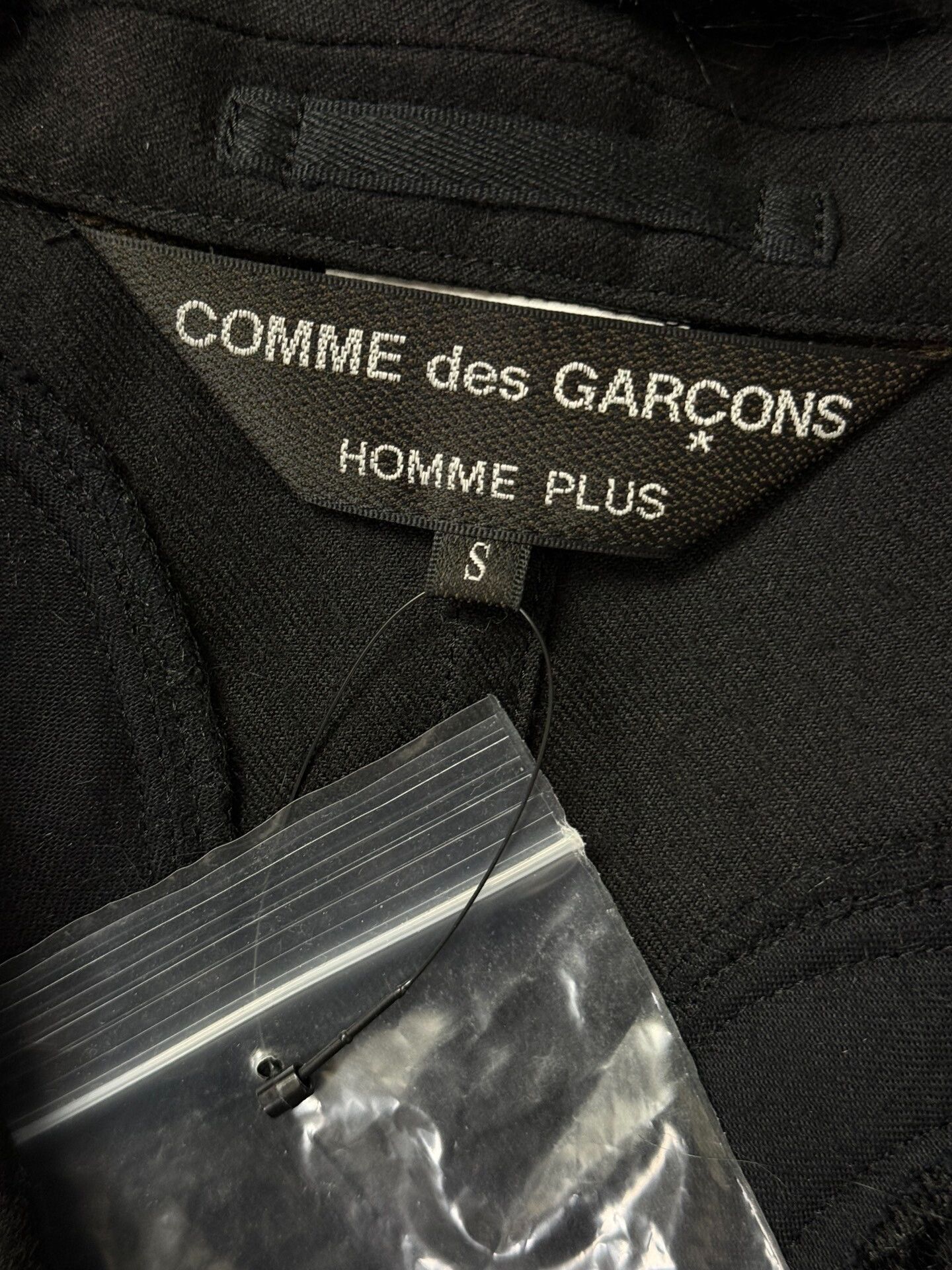 Comme des Garcons Homme Plus COMME des GARÇONS Deconstructed Long Coat Size US S / EU 44-46 / 1 - 8 Thumbnail