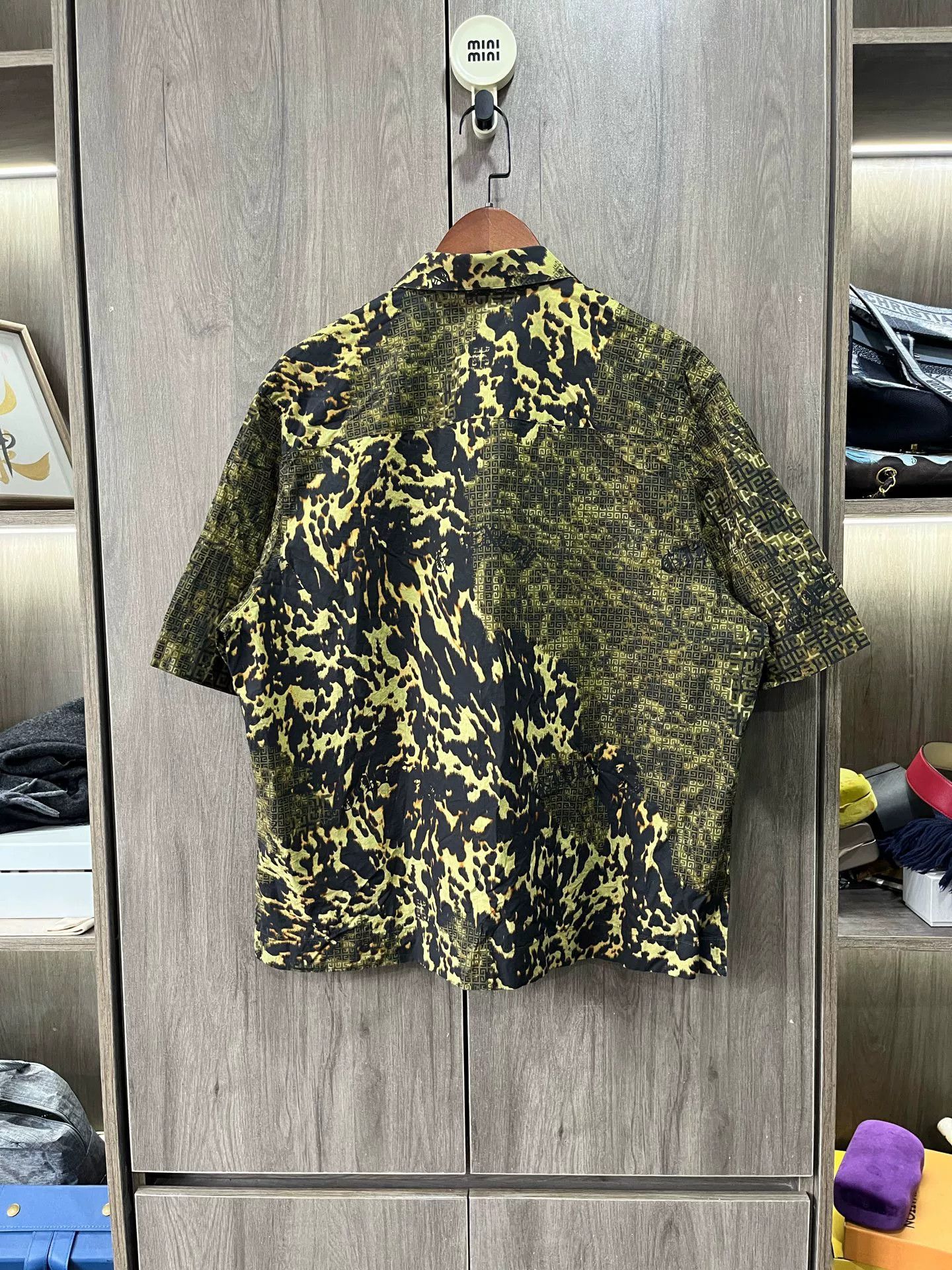 Givenchy Givenchy Floral Short-Sleeve Zip Shirt Size US XS / EU 42 / 0 - 2 Thumbnail