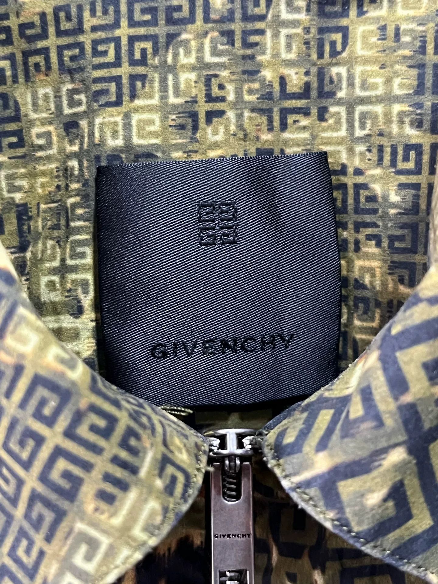 Givenchy Givenchy Floral Short-Sleeve Zip Shirt Size US XS / EU 42 / 0 - 4 Thumbnail