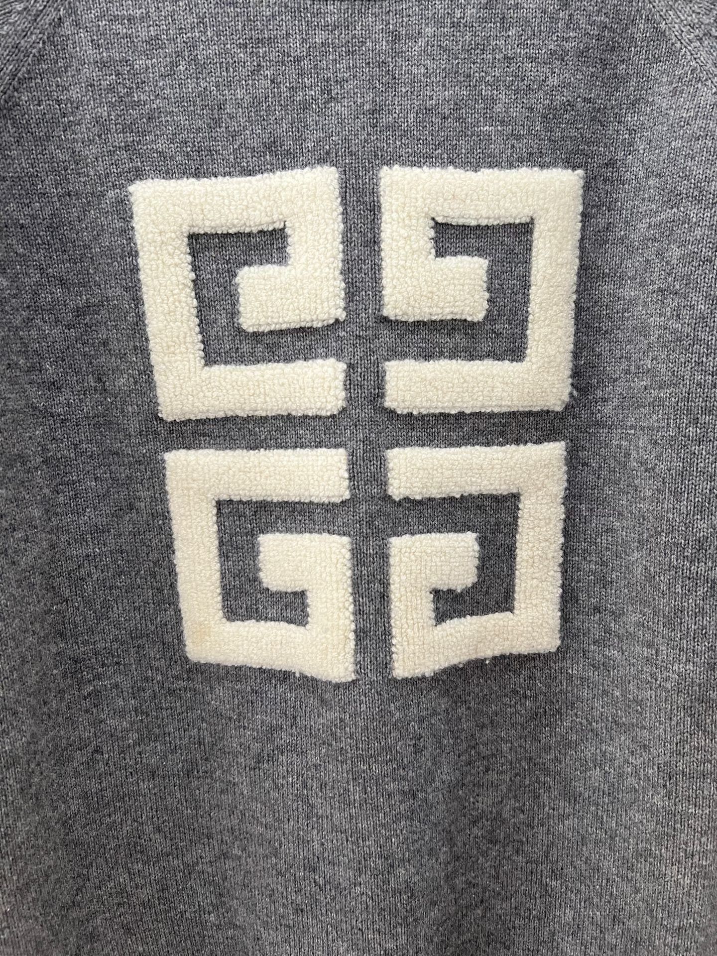 Givenchy Givenchy Gray 4G Logo Knit Sweater Size US L / EU 52-54 / 3 - 3 Thumbnail