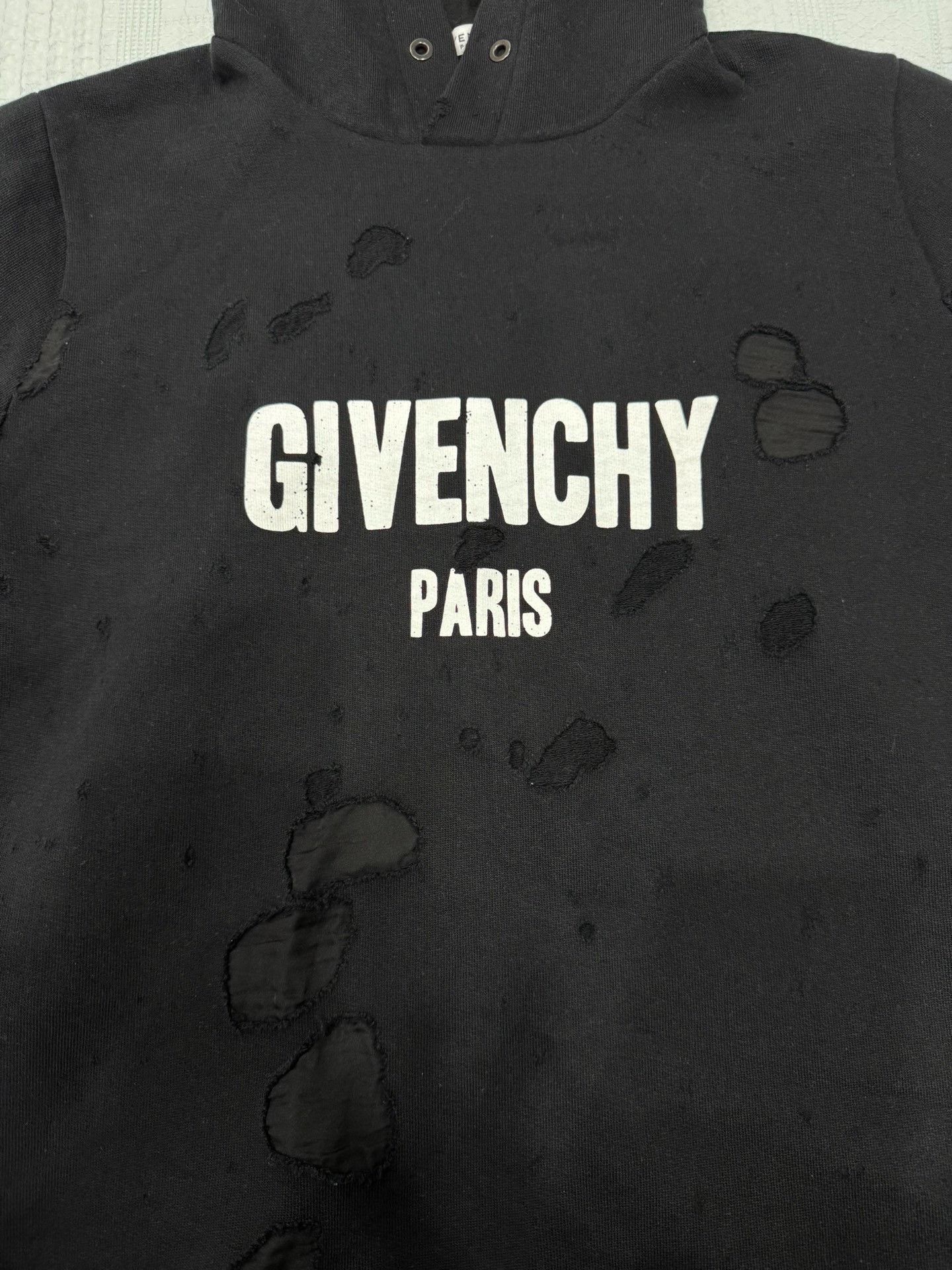 Givenchy Givenchy Black Distressed Logo Hoodie Size US XS / EU 42 / 0 - 3 Thumbnail