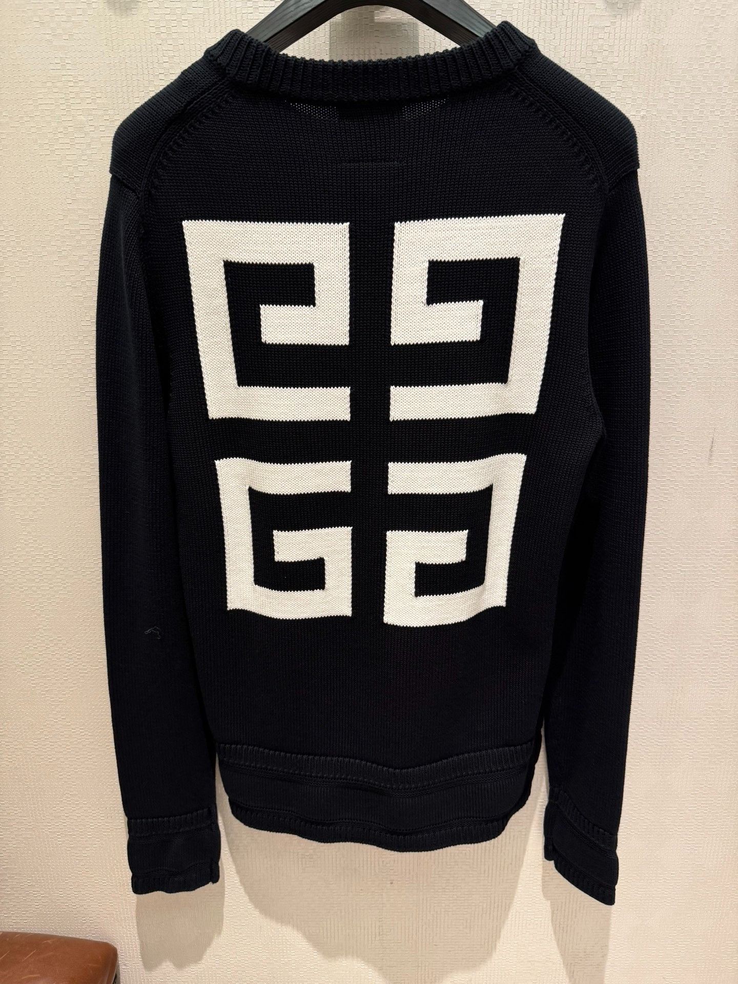 Givenchy Givenchy Dark Blue Crewneck Knit Sweater Size US M / EU 48-50 / 2 - 3 Thumbnail