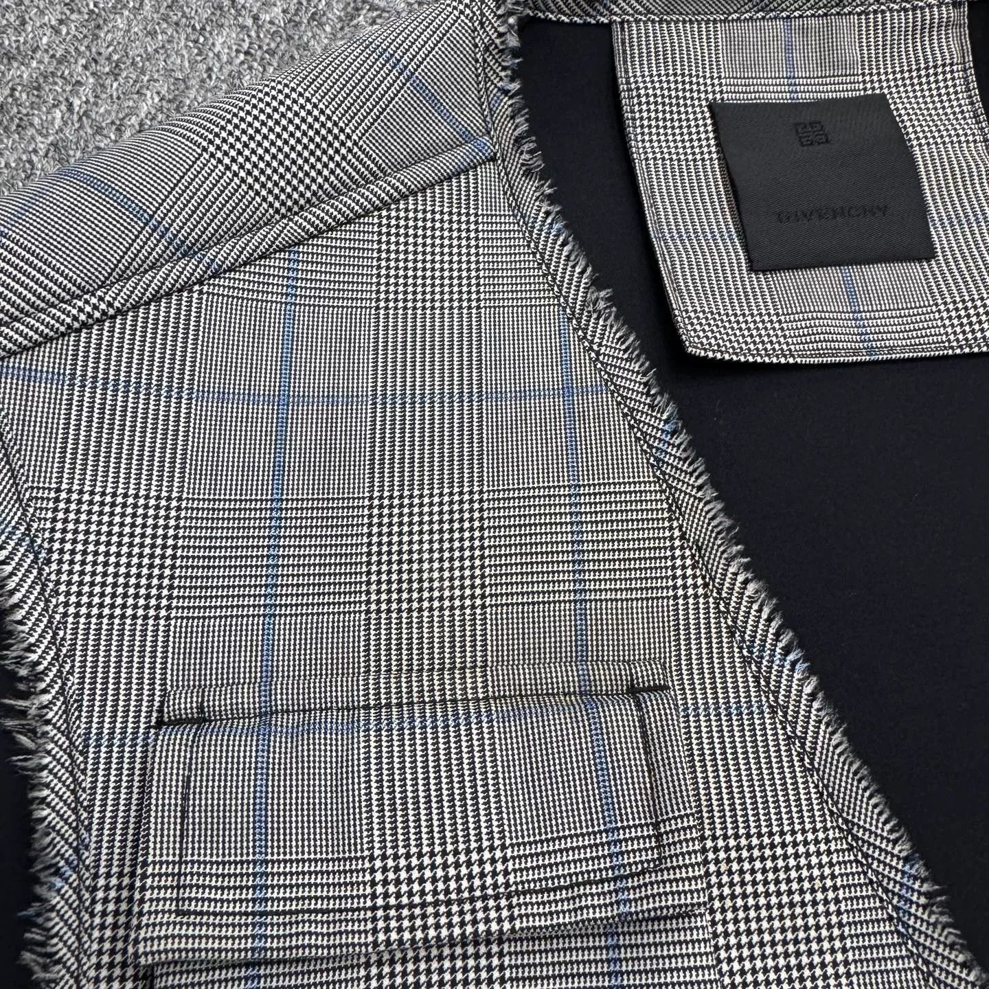 Givenchy Givenchy Gray Checkered Space Cotton Vest Size US M / EU 48-50 / 2 - 3 Thumbnail