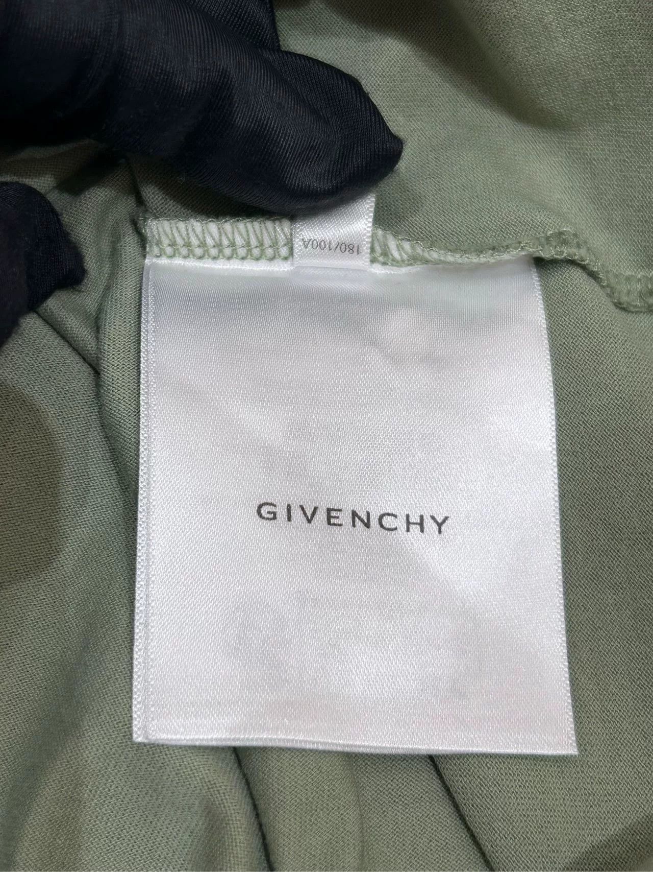 Givenchy Givenchy Military Green Short-Sleeve T-Shirt Size US L / EU 52-54 / 3 - 5 Thumbnail