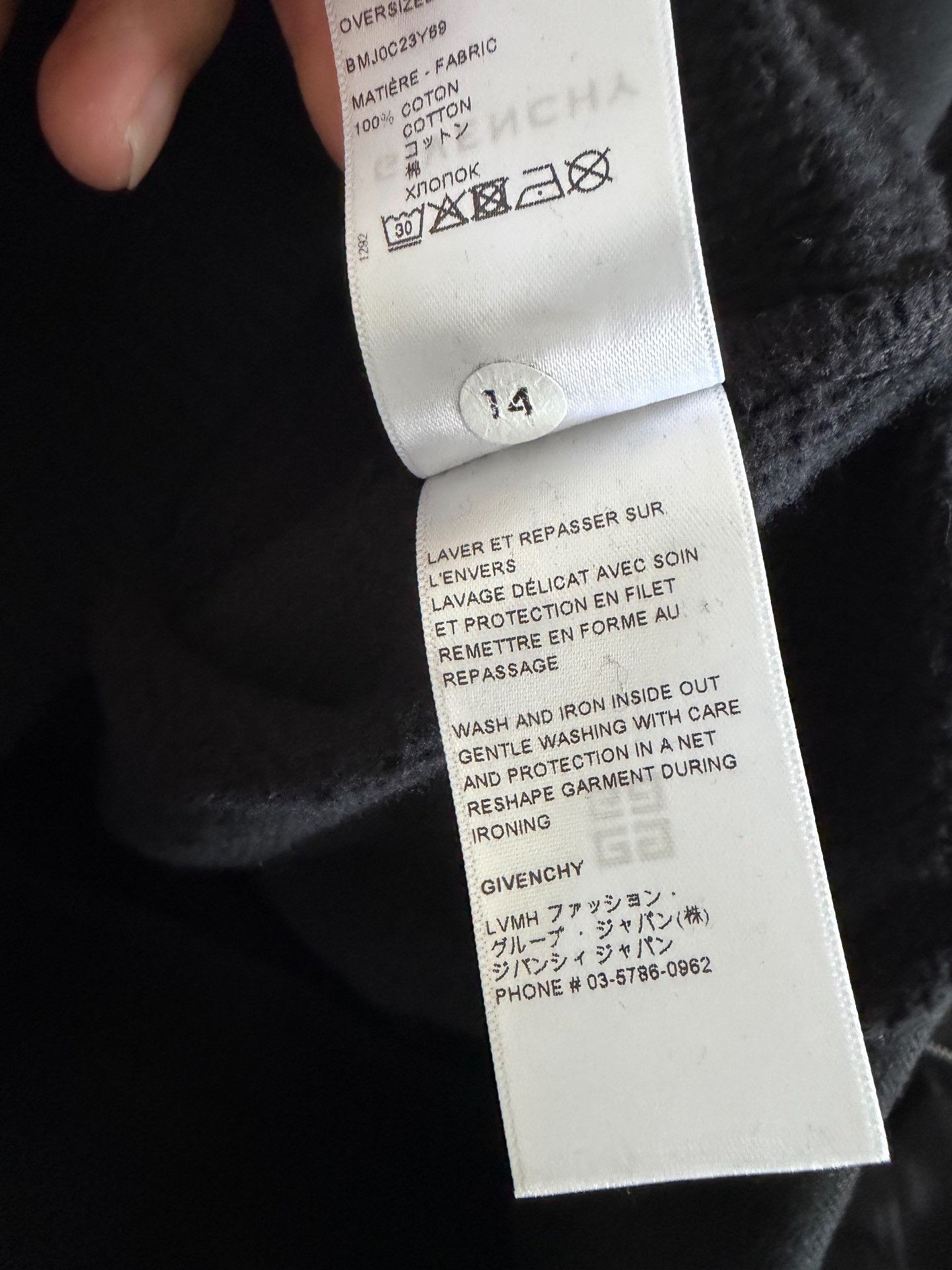 Givenchy Black Givenchy Hoodie L Size Size US L / EU 52-54 / 3 - 3 Thumbnail