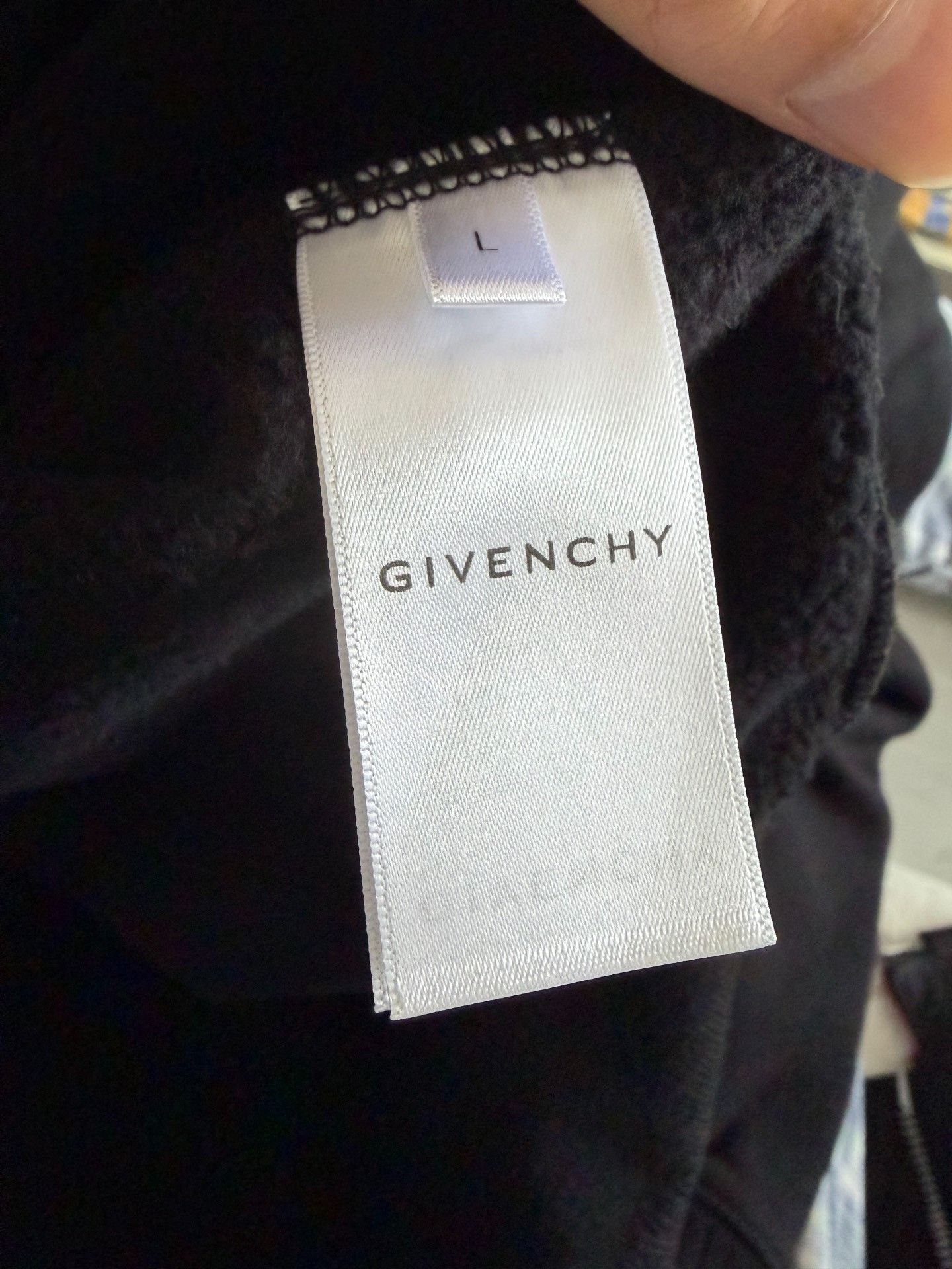 Givenchy Black Givenchy Hoodie L Size Size US L / EU 52-54 / 3 - 2 Thumbnail
