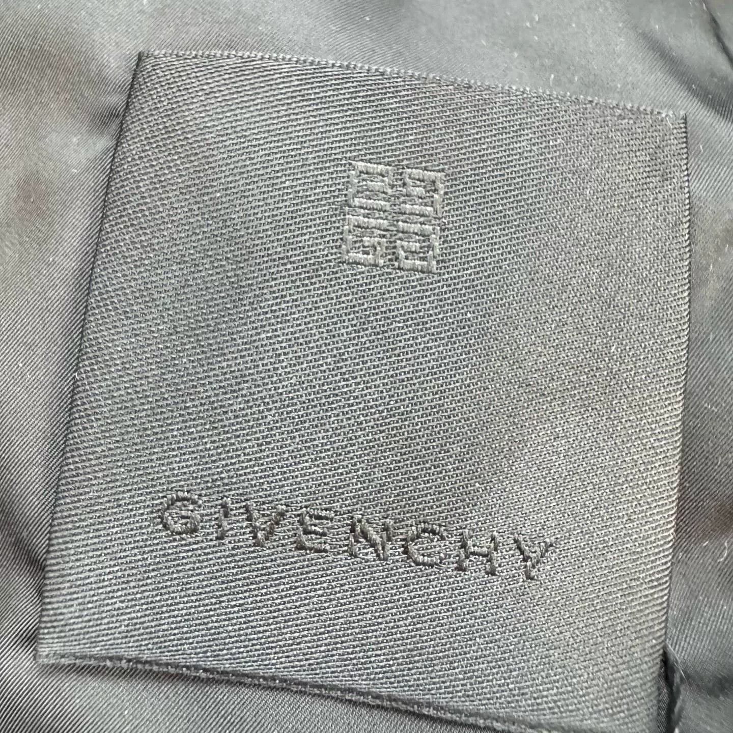 Givenchy Givenchy Black Windbreaker with White Print Size US L / EU 52-54 / 3 - 5 Thumbnail