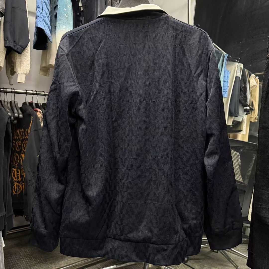 Valentino Valentino Subtle Logo Print Jacket Size US L / EU 52-54 / 3 - 2 Thumbnail