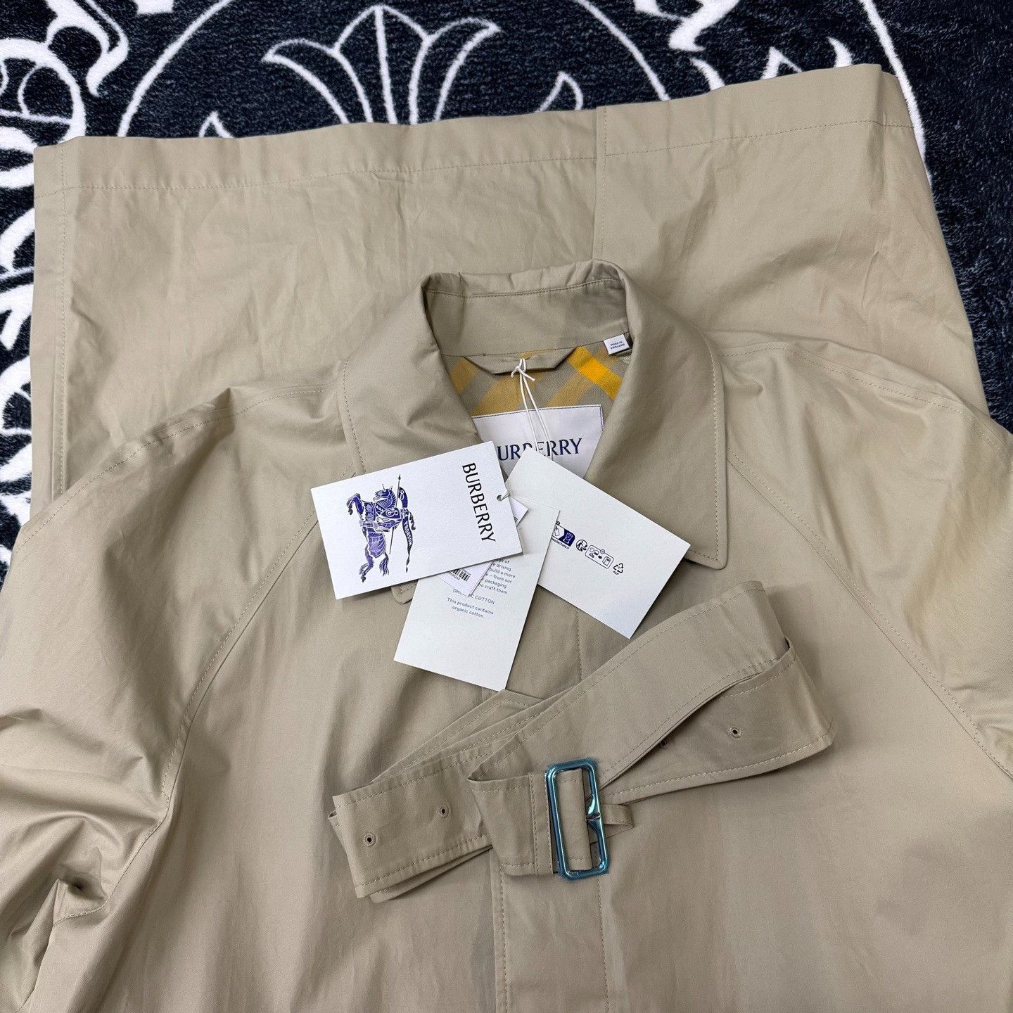 Burberry Burberry Beige Trench Coat Size US L / EU 52-54 / 3 - 4 Thumbnail