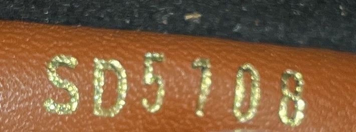 Louis Vuitton V Tote Size ONE SIZE - 9 Thumbnail