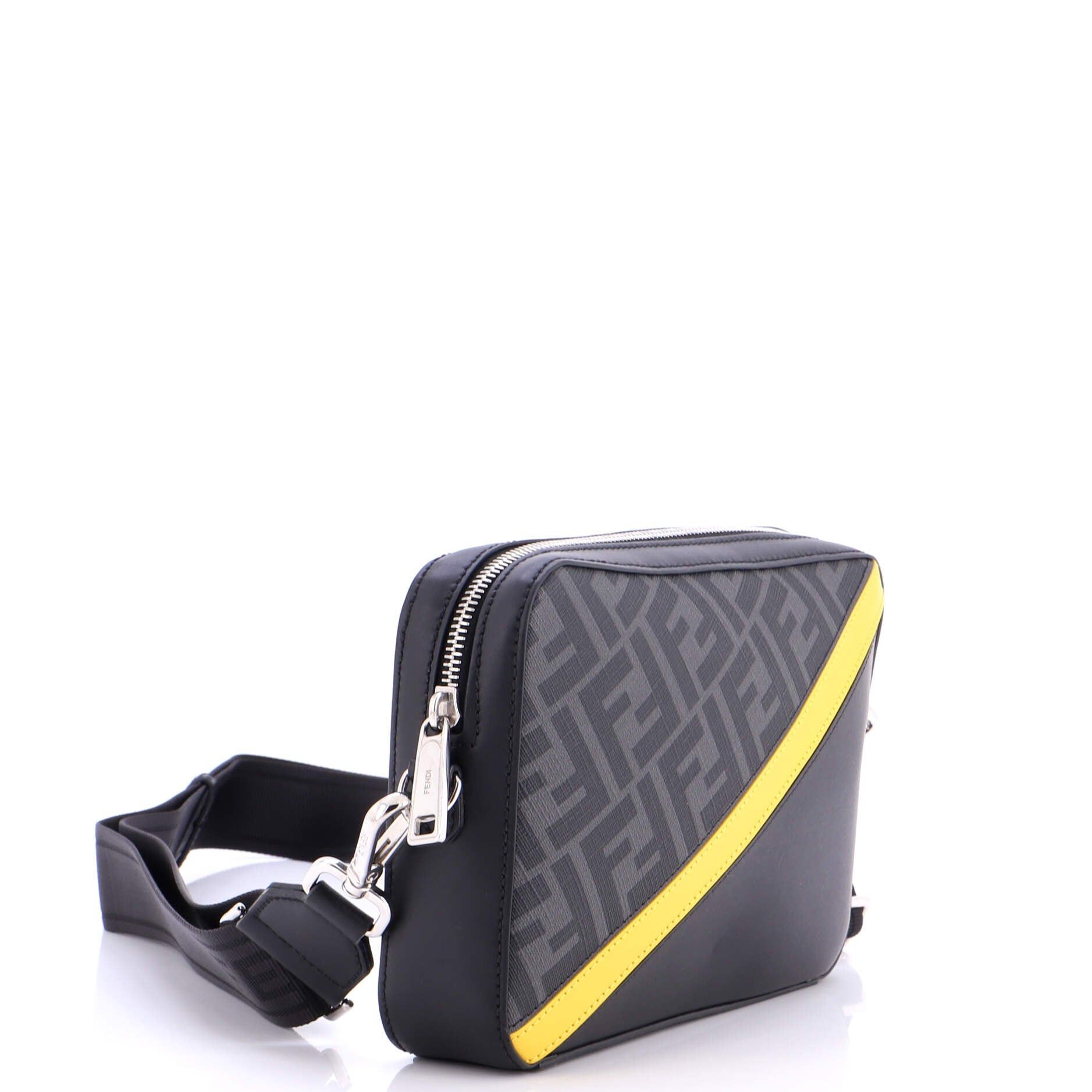 Fendi Camera Case Bag Size ONE SIZE - 2 Thumbnail