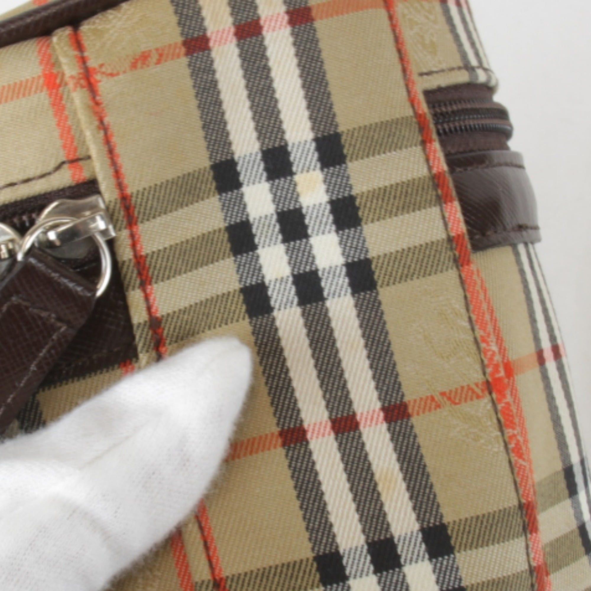 Burberry BURBERRY Nova Check Shadow Horse Vanity Pouch, Canvas, Beige, Women's Size ONE SIZE - 8 Thumbnail