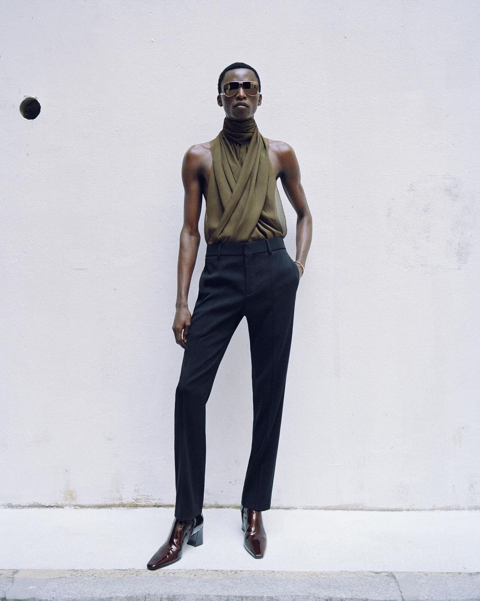 Yves Saint Laurent YSL Olive Green Silk Sleeveless Top Size US L / EU 52-54 / 3 - 3 Thumbnail