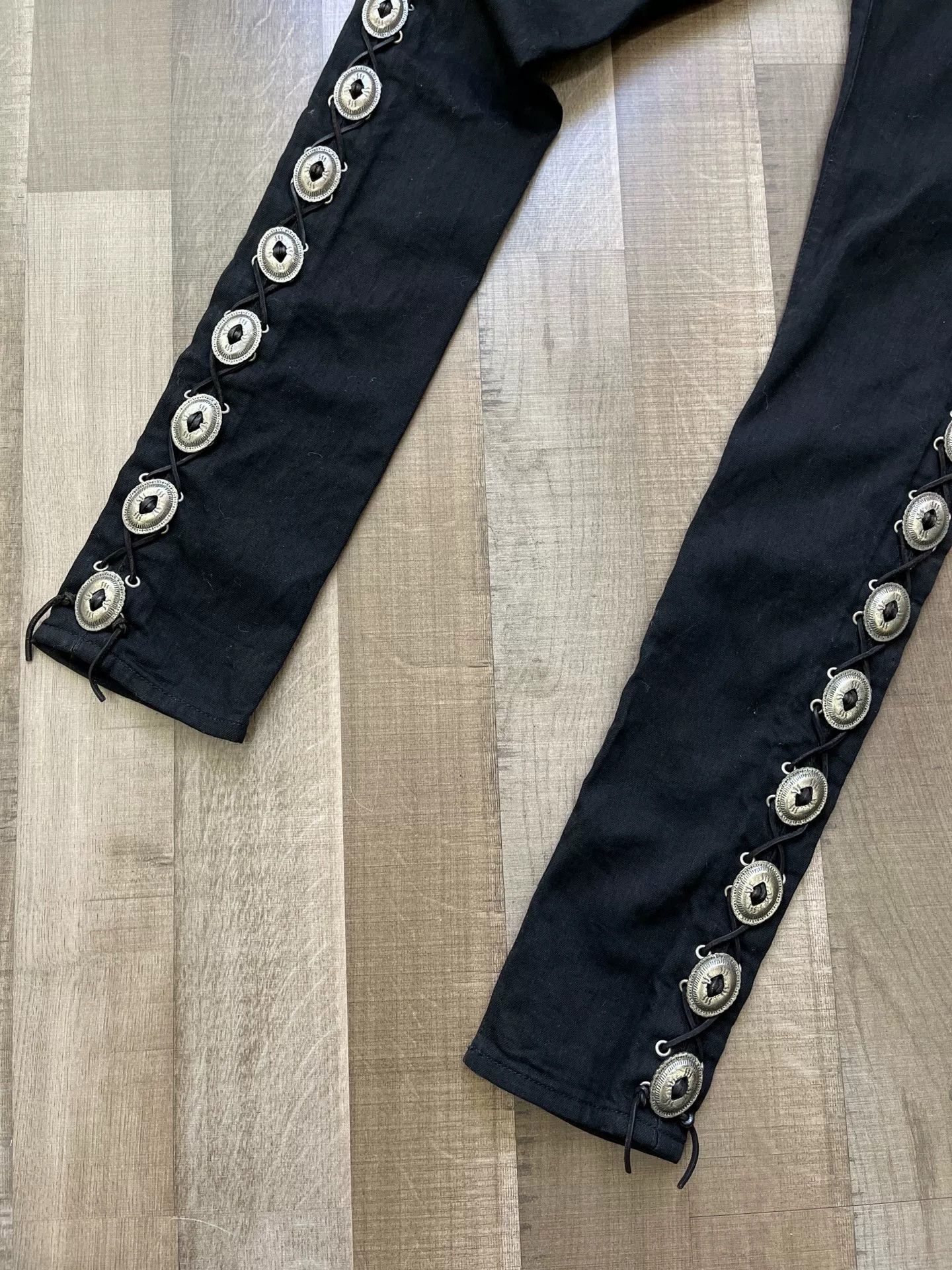 Saint Laurent Paris Saint Laurent Western Silver Button Denim Pants Size US 30 / EU 46 - 2 Thumbnail