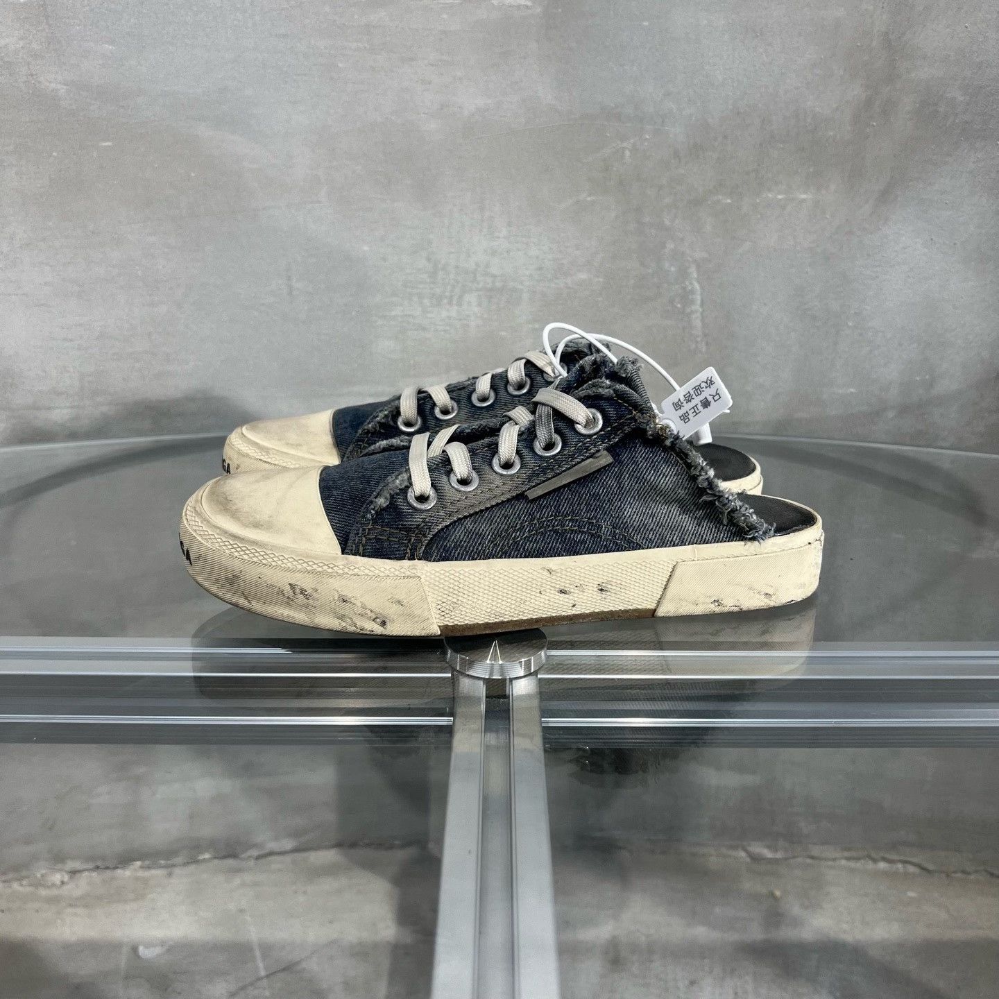 Balenciaga Balenciaga Distressed Denim Blue Mules Size US 5 / IT 35 - 3 Thumbnail